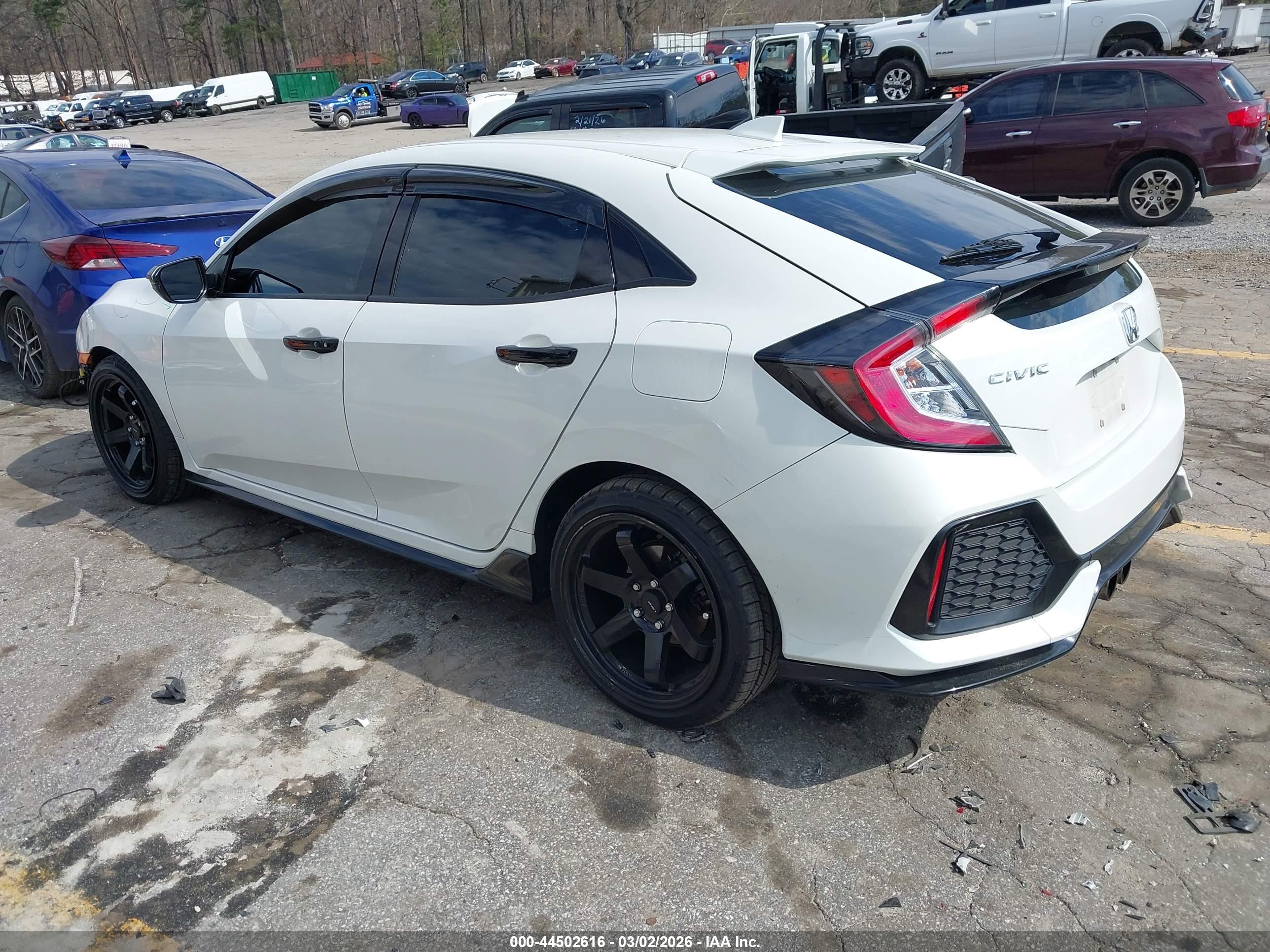 HONDA CIVIC image 3