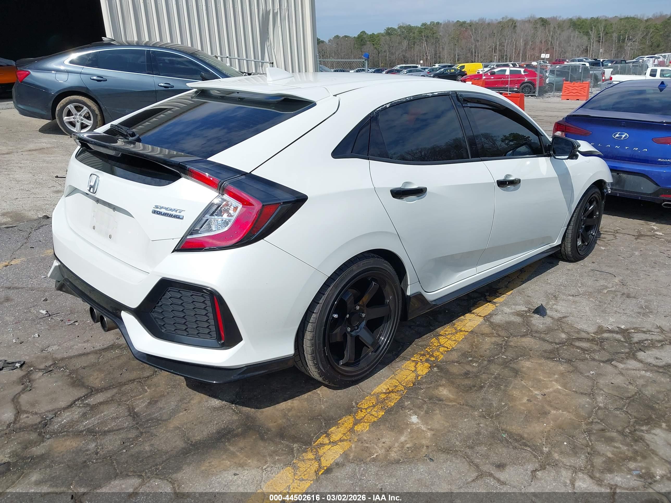 HONDA CIVIC image 4