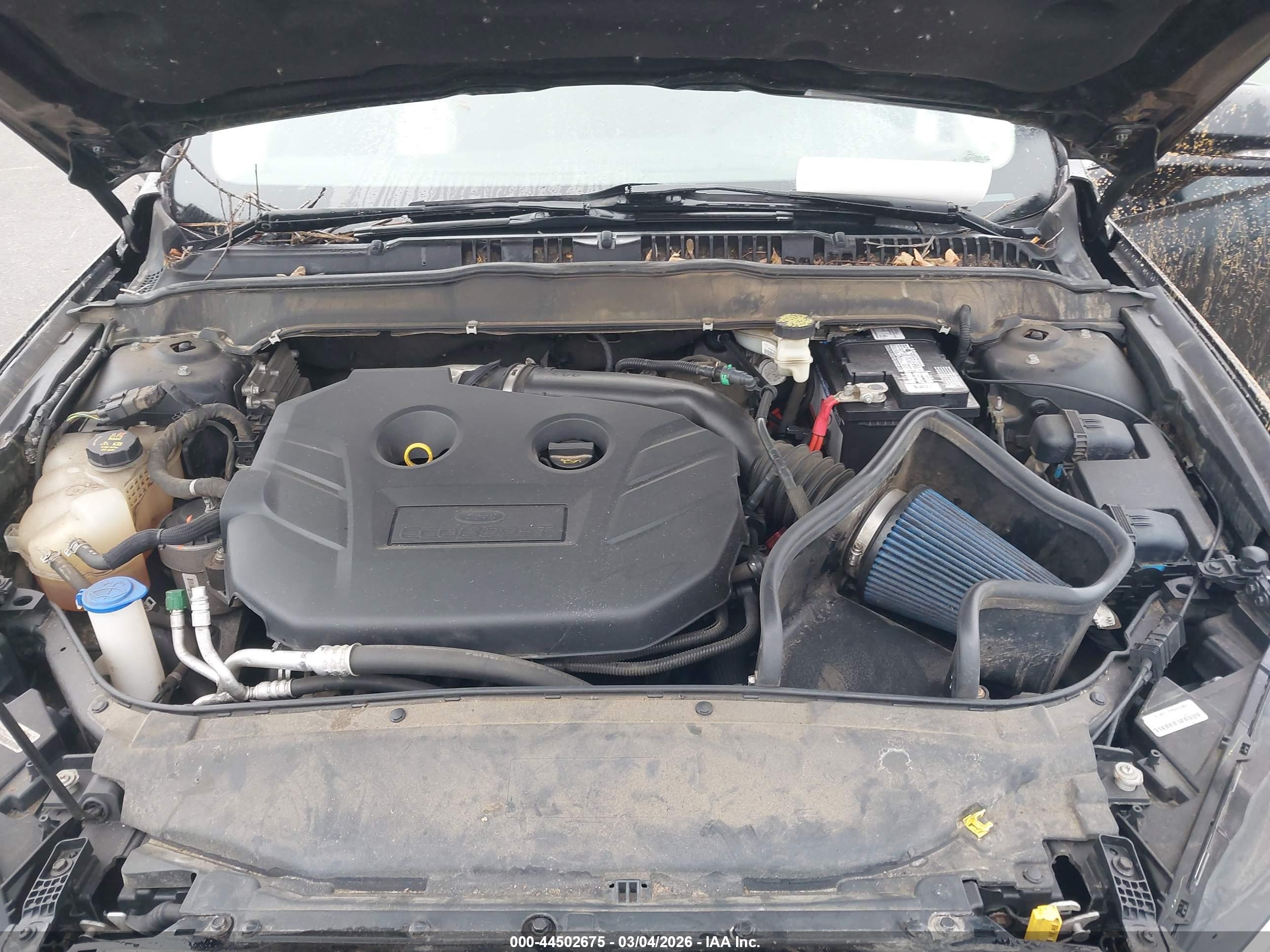 FORD FUSION image 10
