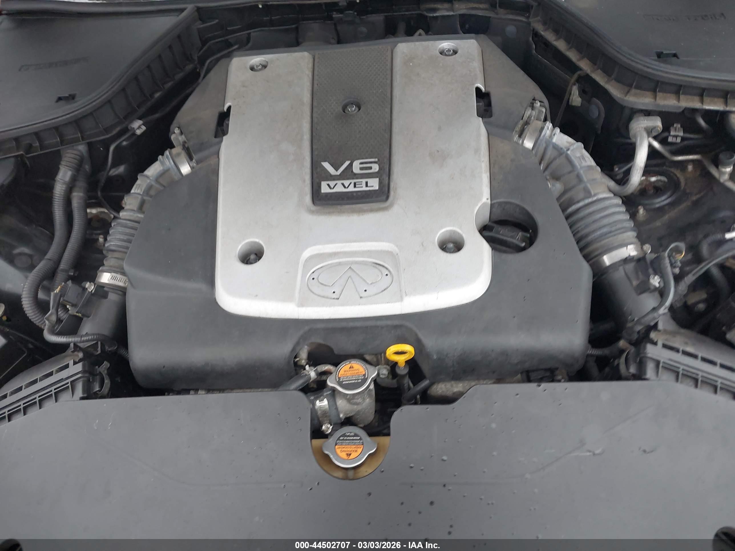 INFINITI Q50 image 10