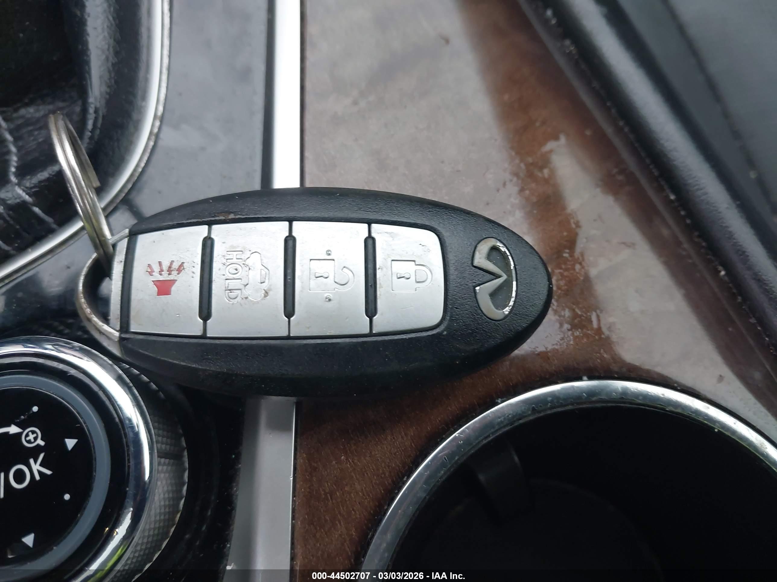 INFINITI Q50 image 11