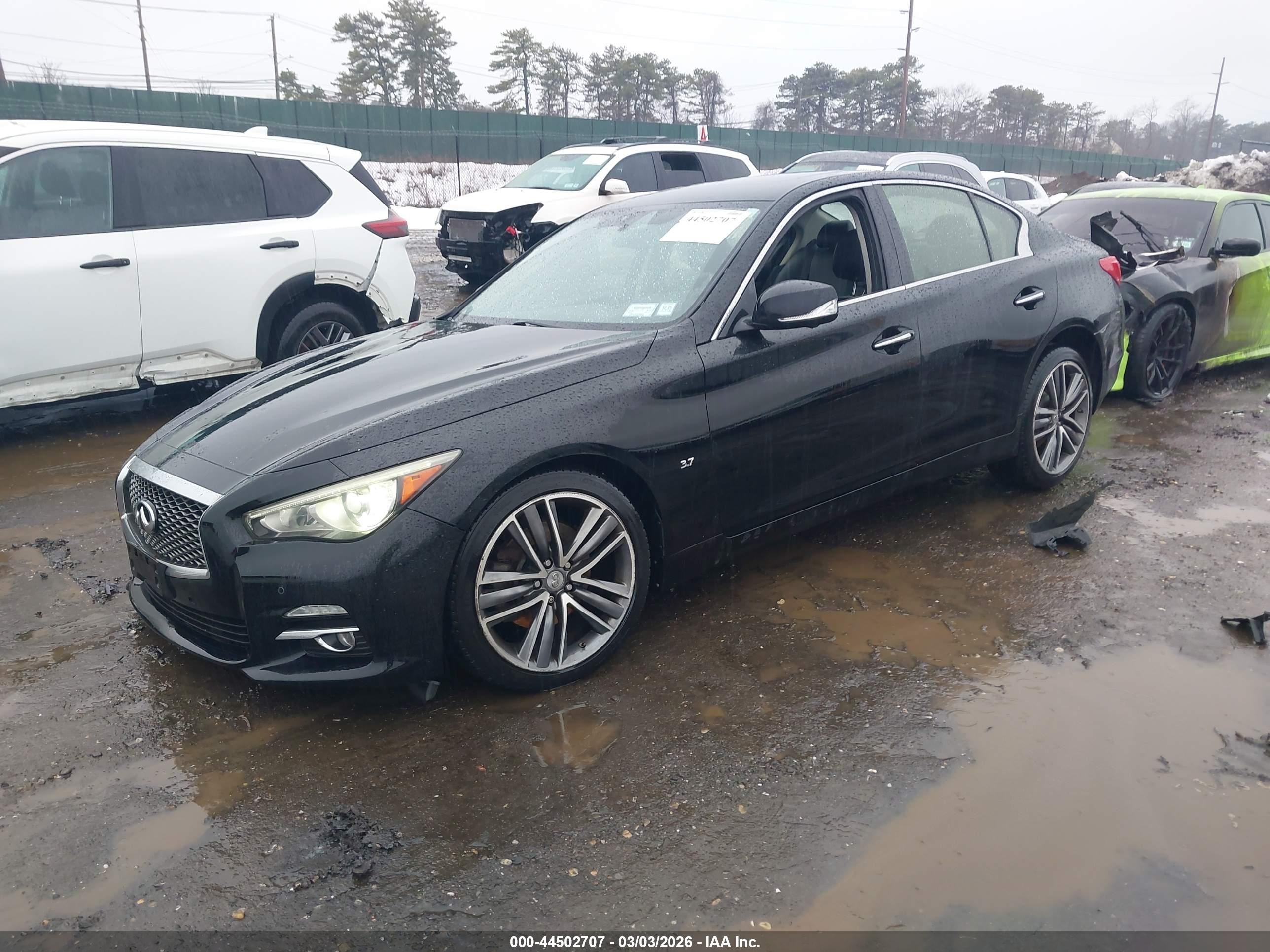 INFINITI Q50 image 2