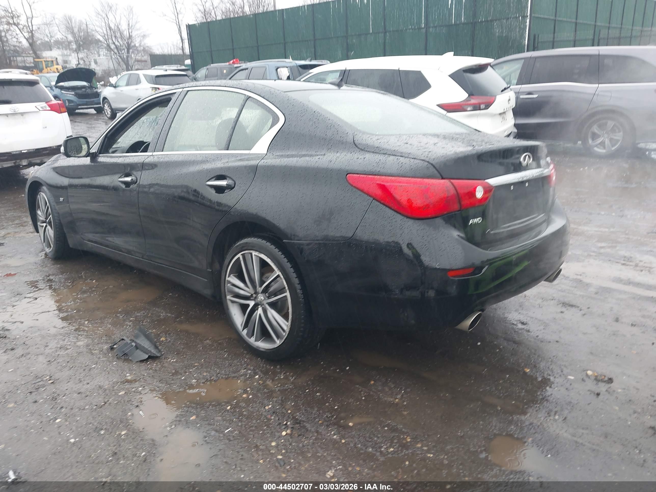 INFINITI Q50 image 3