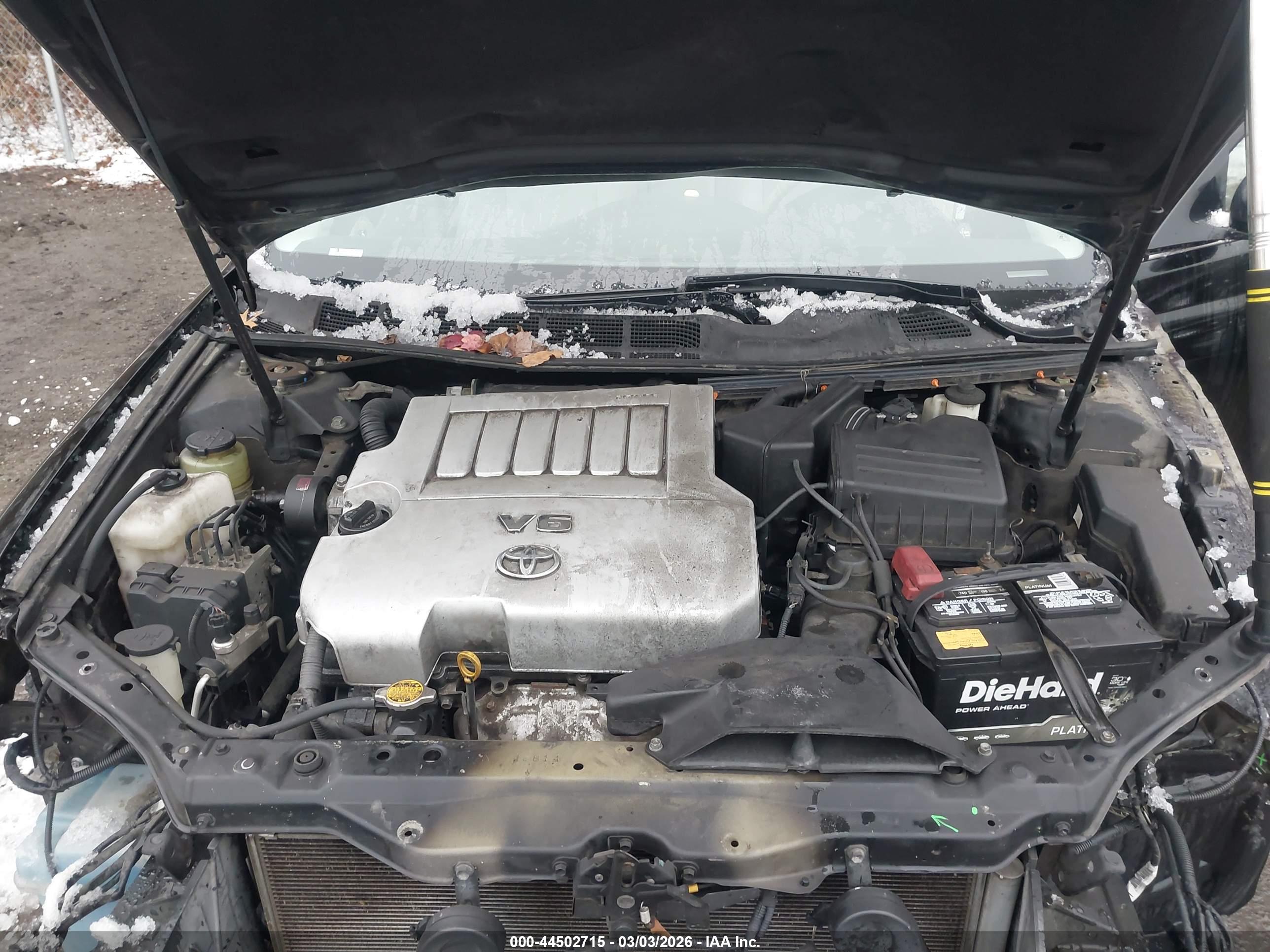TOYOTA AVALON image 10