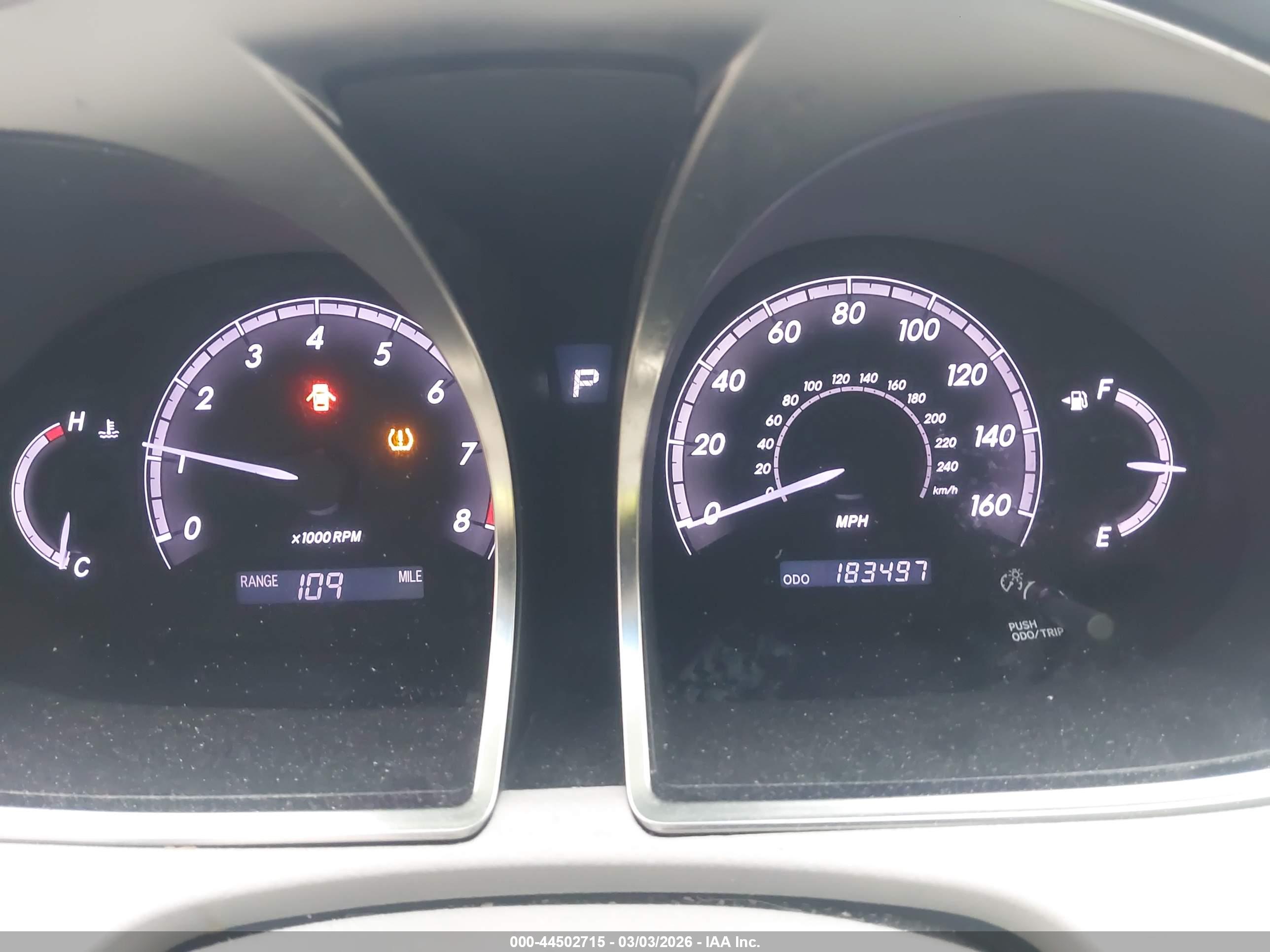 TOYOTA AVALON image 7