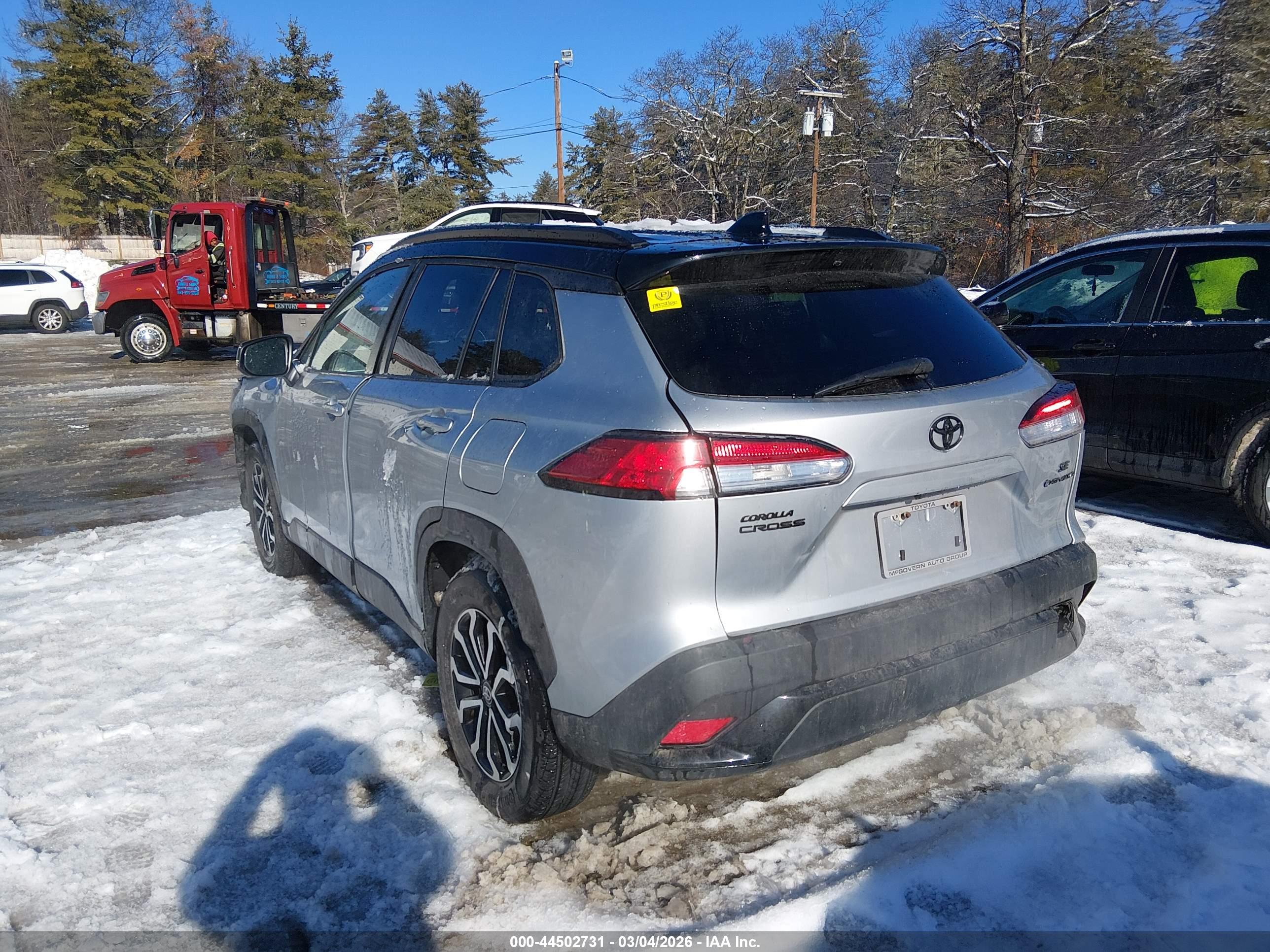 TOYOTA COROLLA image 3