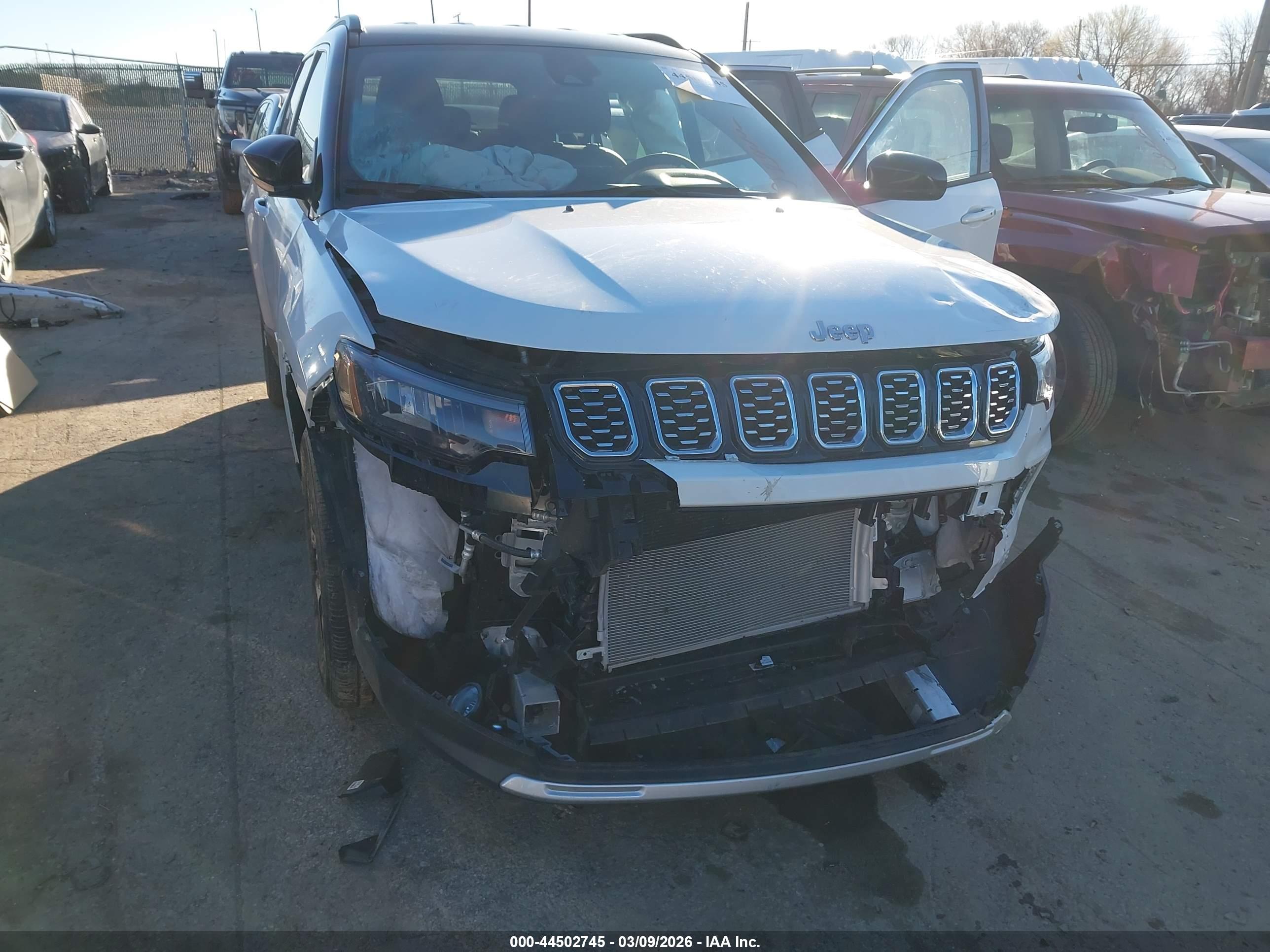 JEEP COMPASS image 6