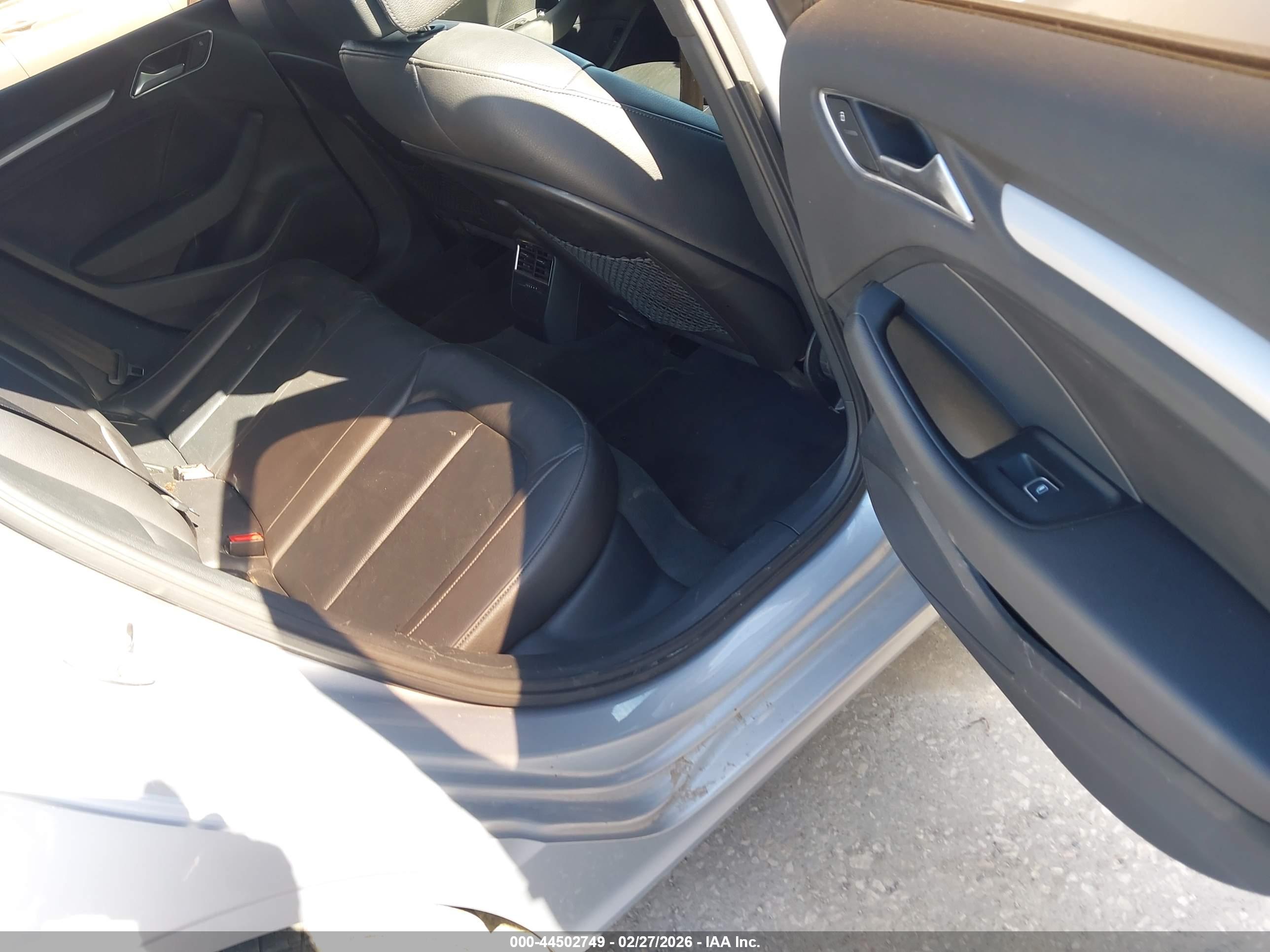 AUDI A3 image 8