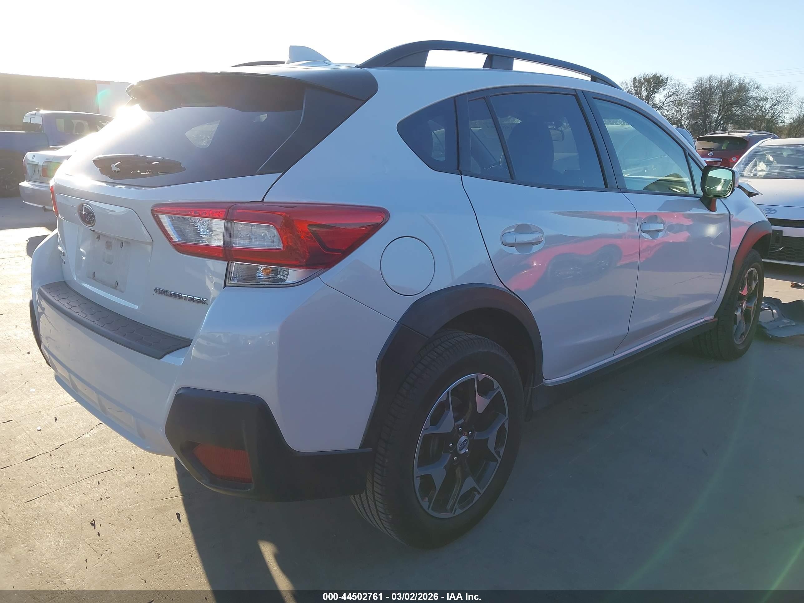 SUBARU CROSSTREK image 4