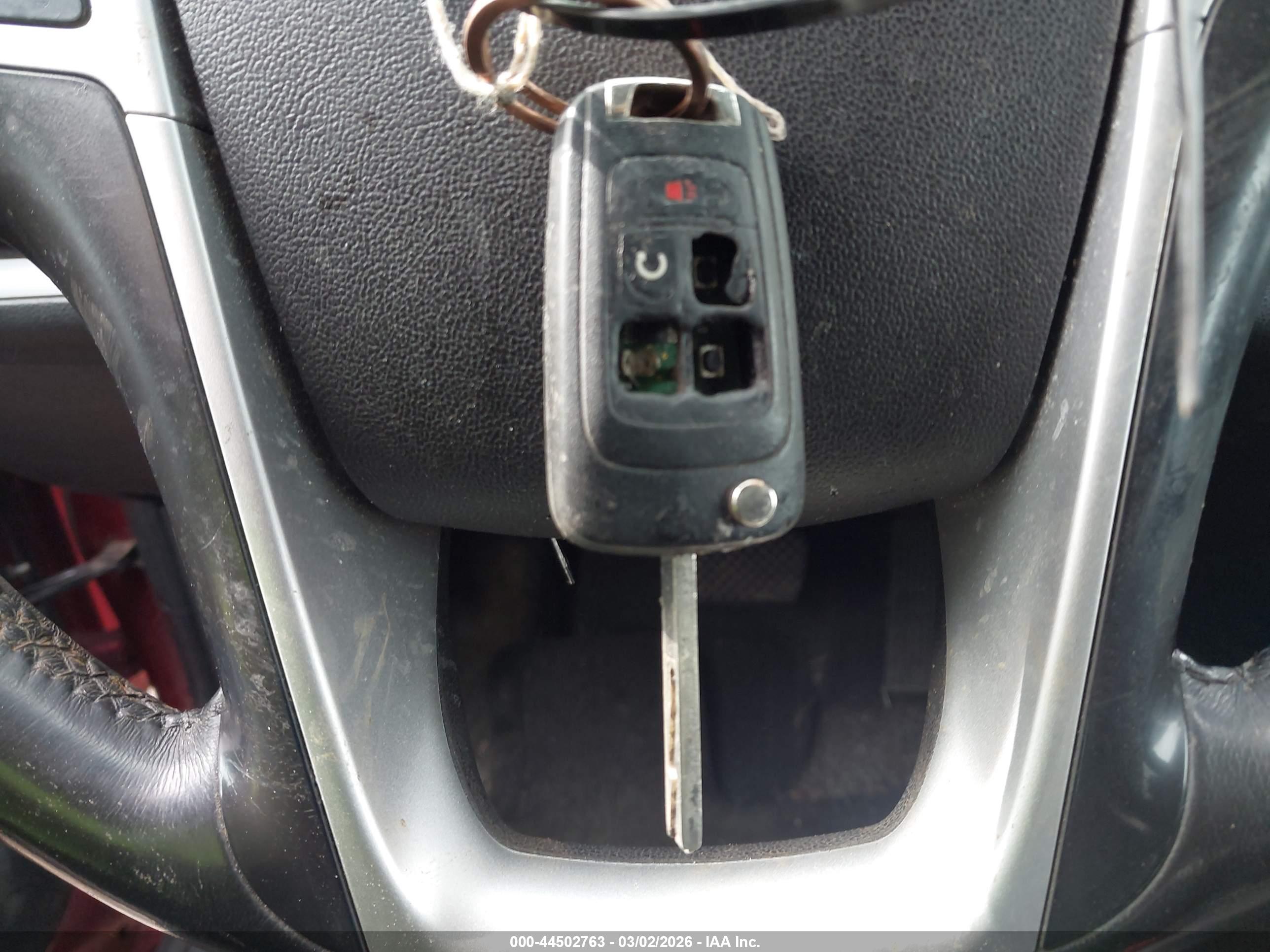 CHEVROLET EQUINOX image 11
