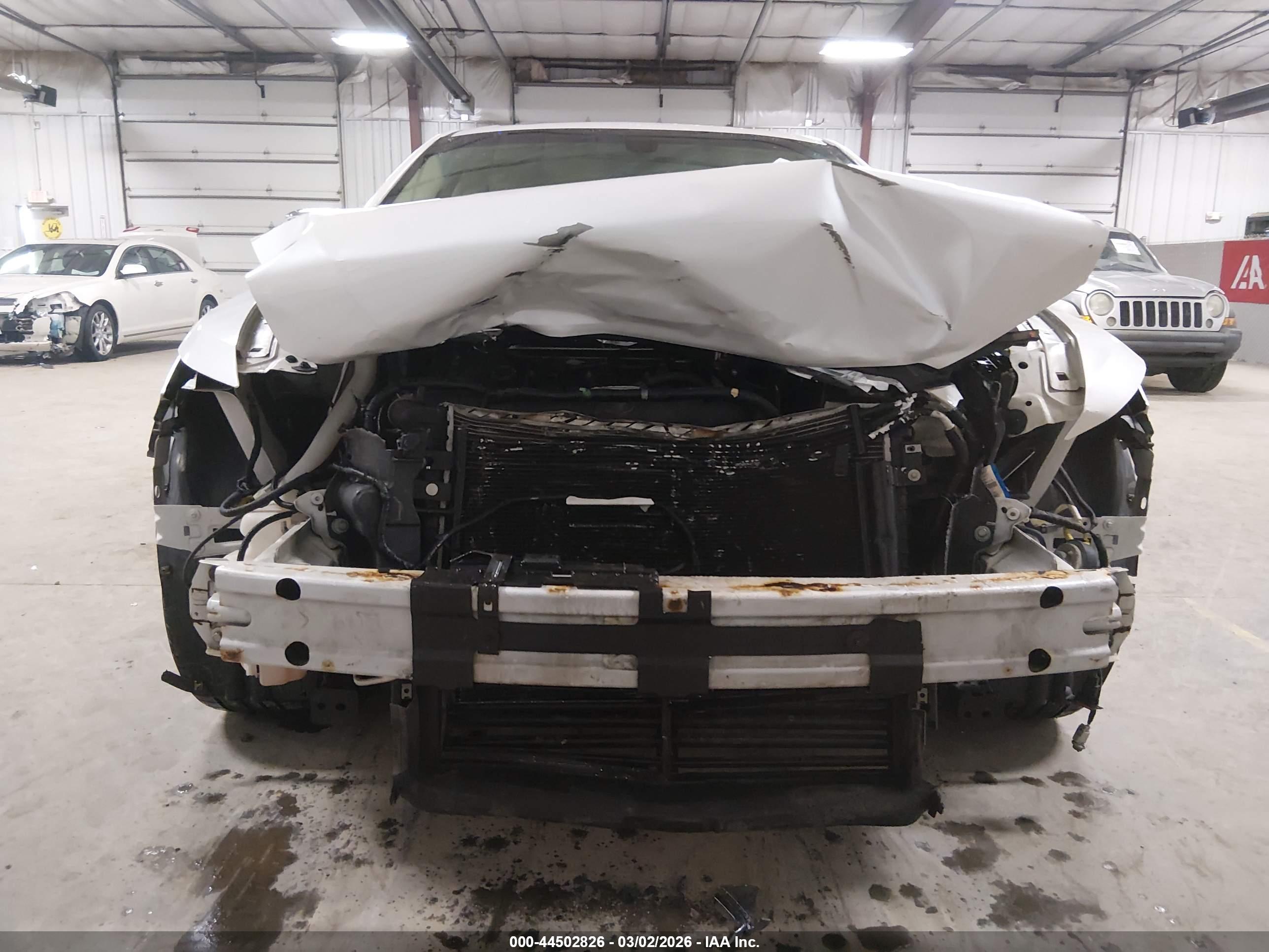 FORD TAURUS image 6