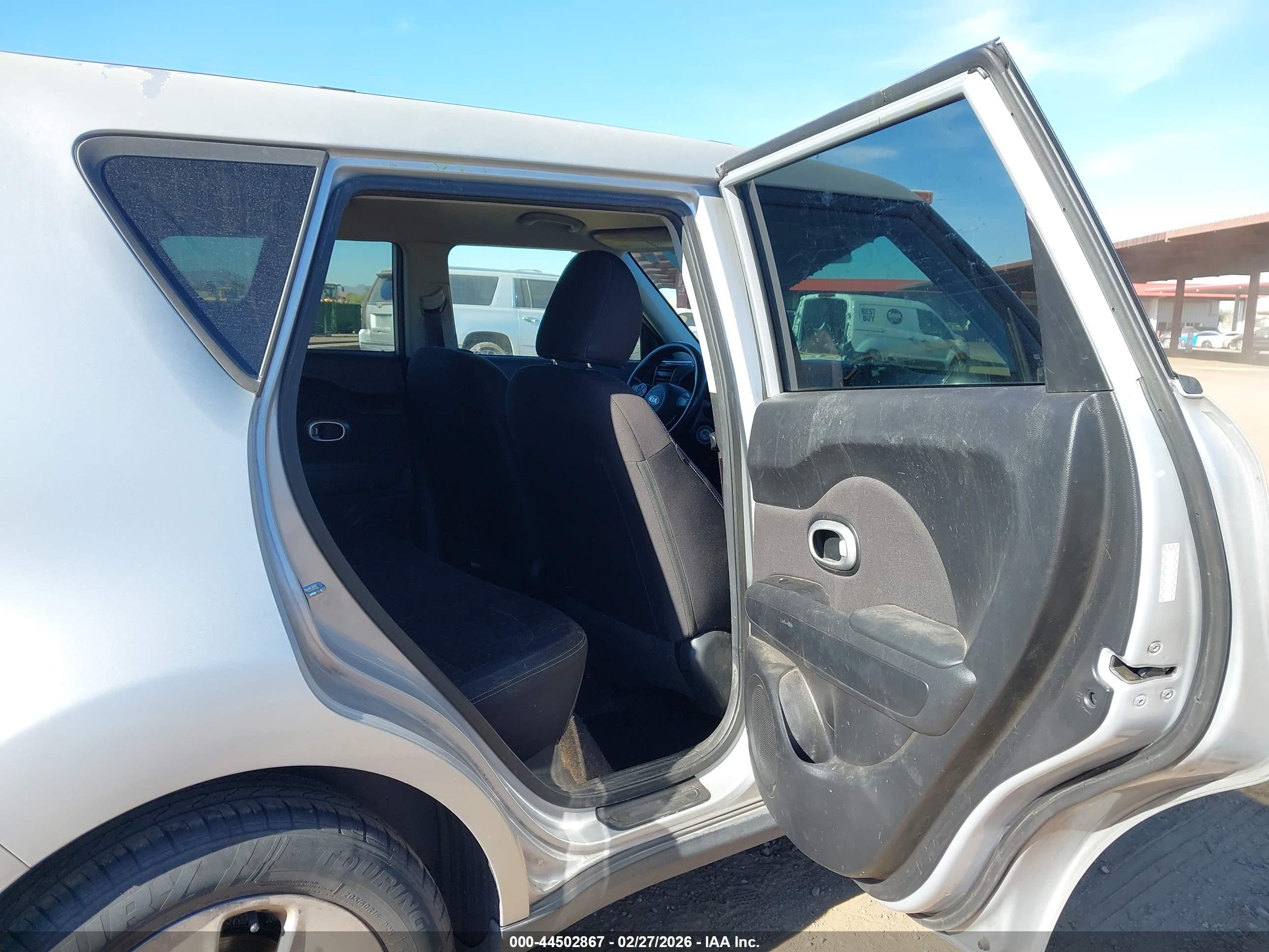 KIA SOUL image 8