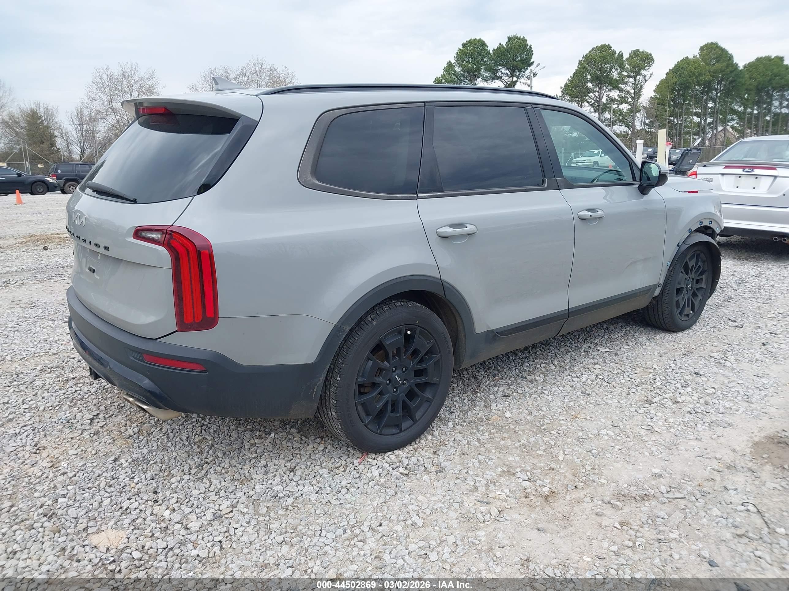 KIA TELLURIDE image 4