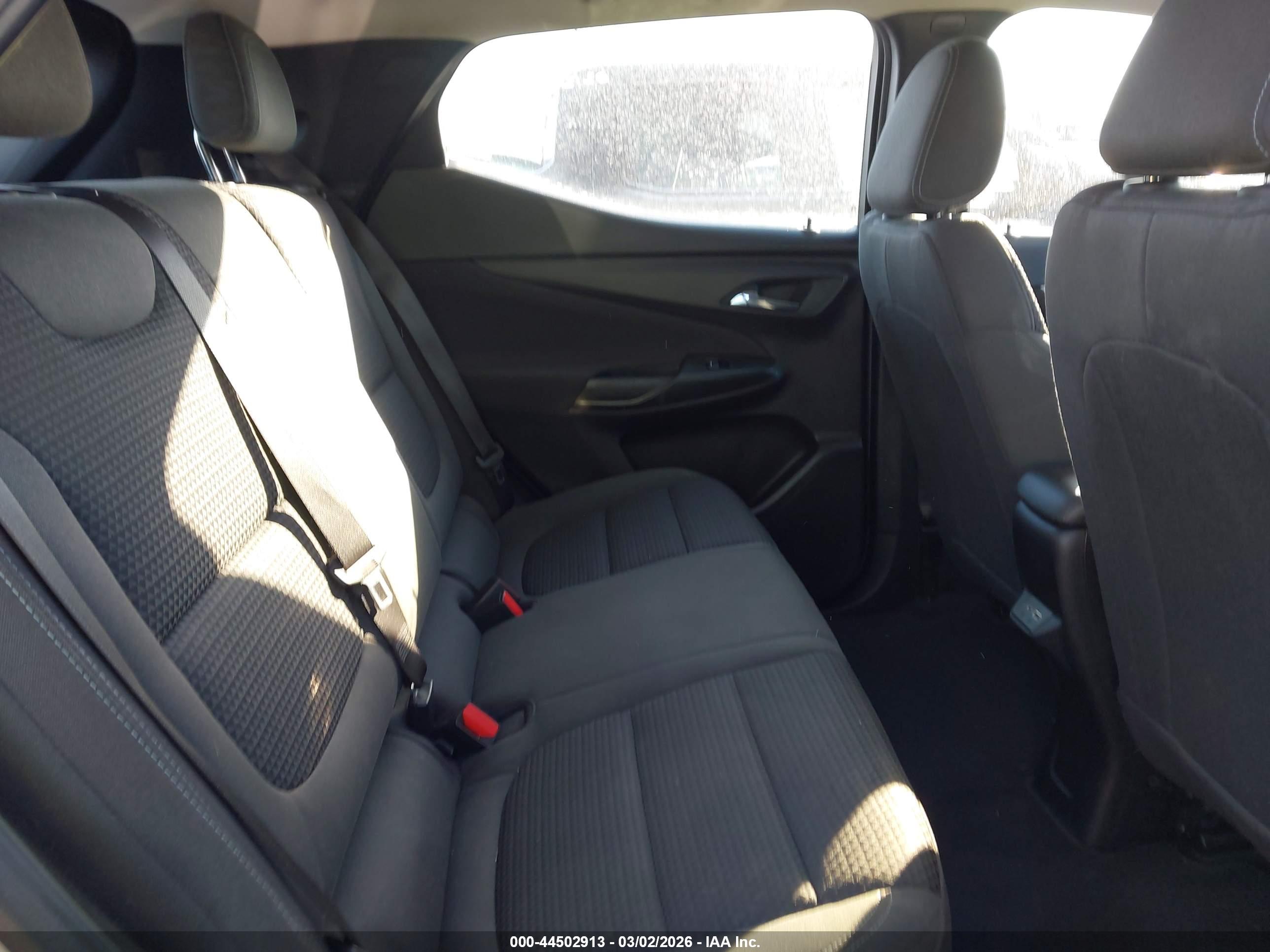 CHEVROLET BOLT image 8