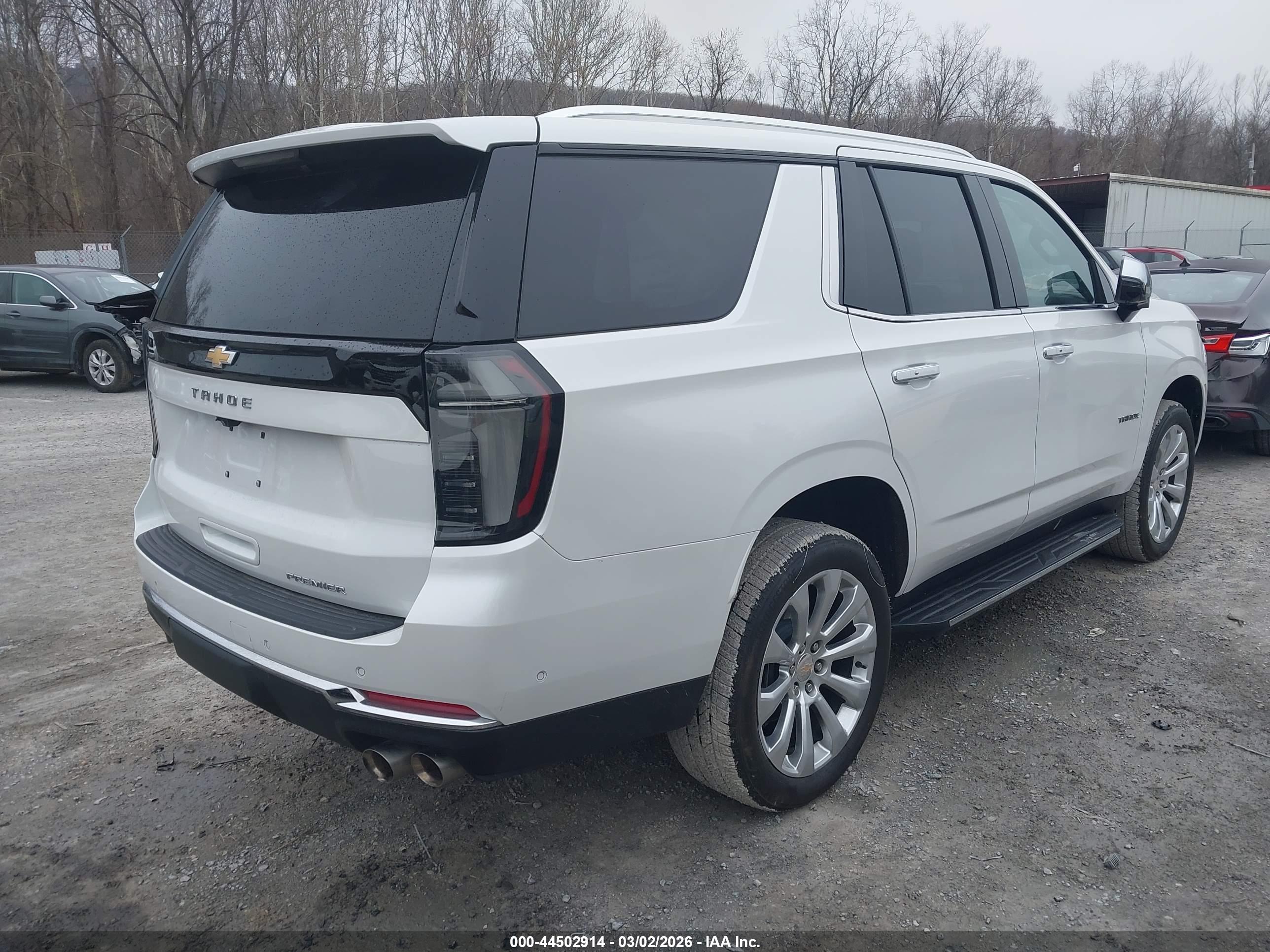 CHEVROLET TAHOE image 4