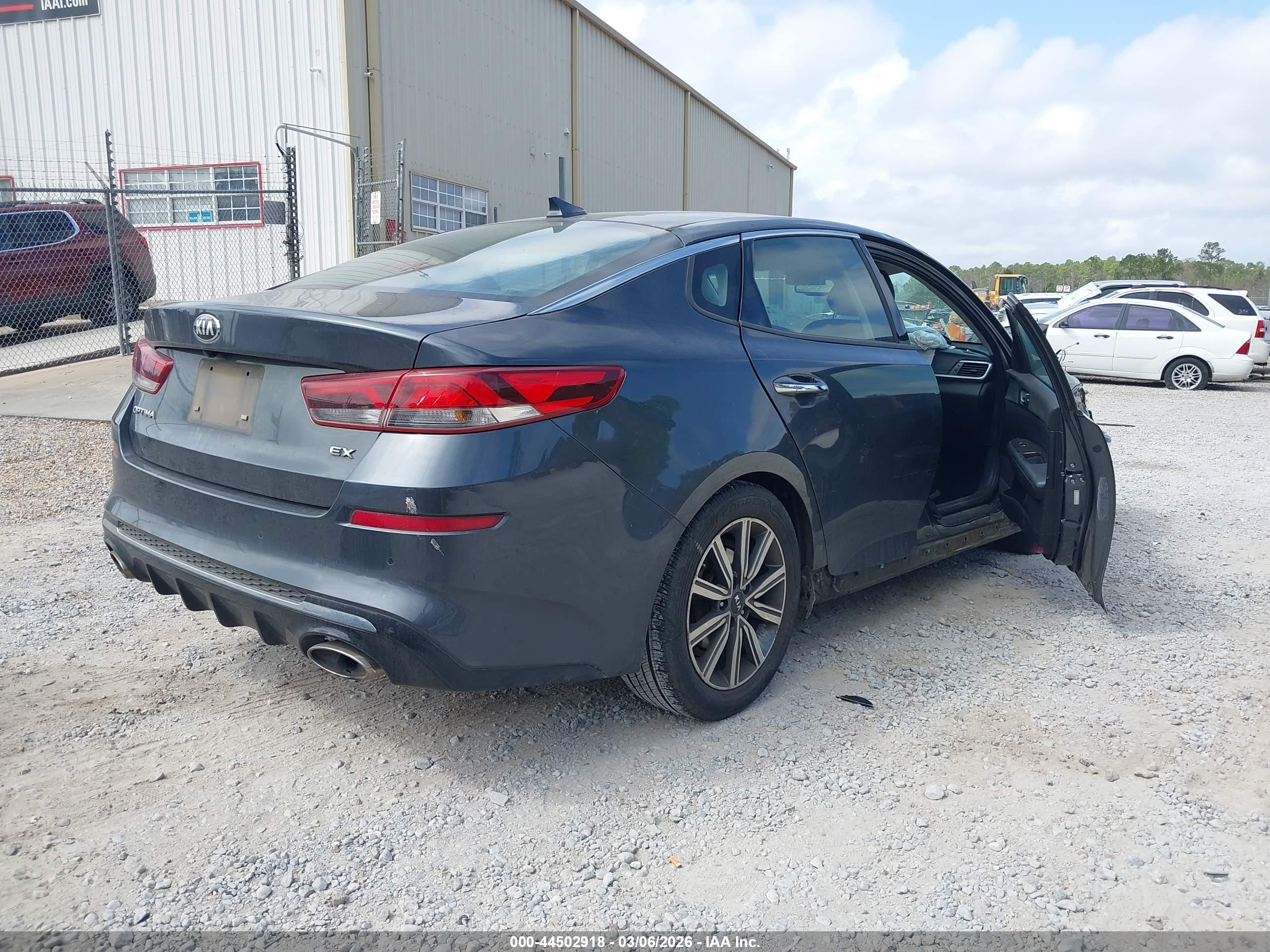 KIA OPTIMA image 4
