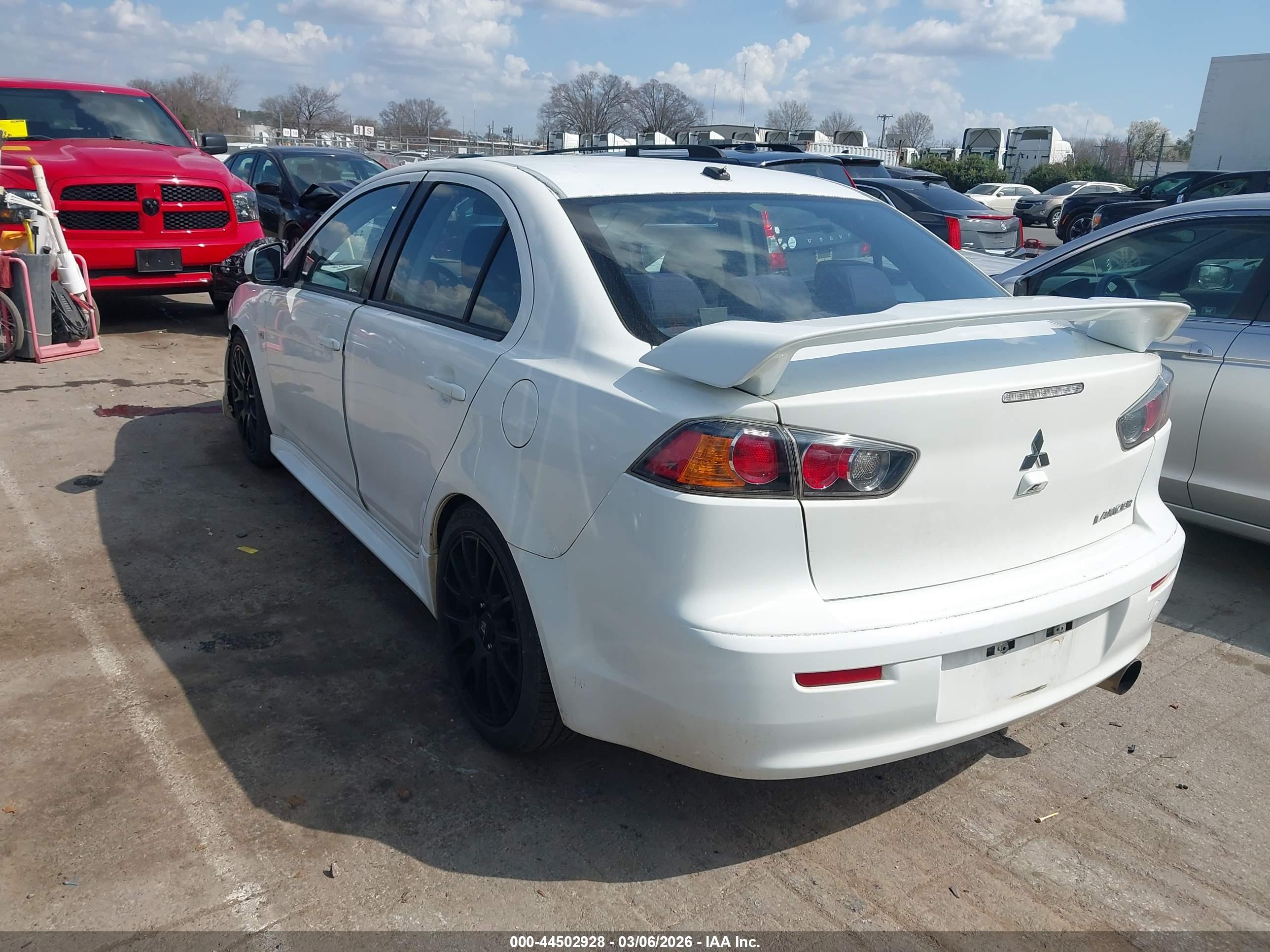 MITSUBISHI LANCER image 3