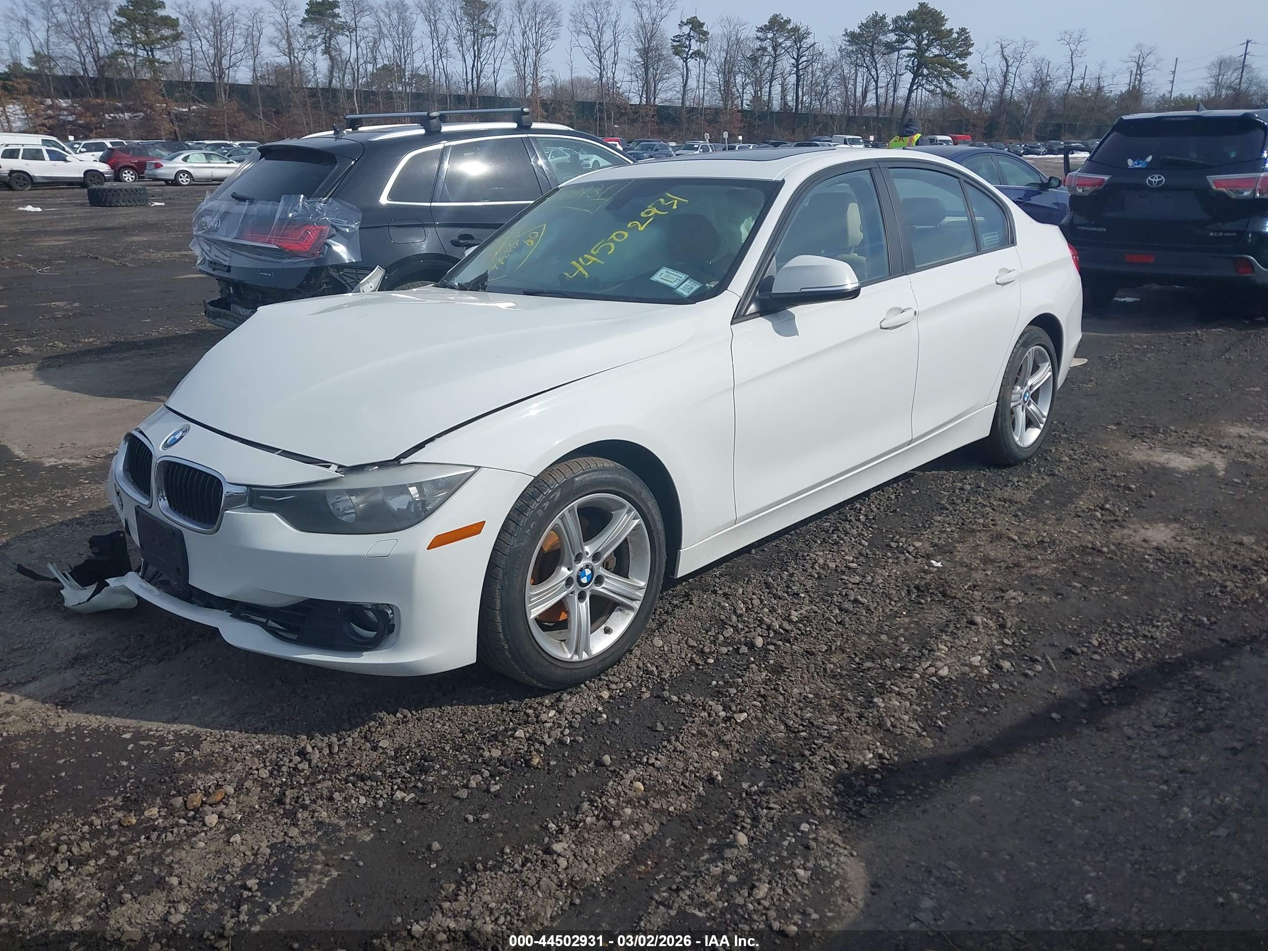 BMW 328I image 2