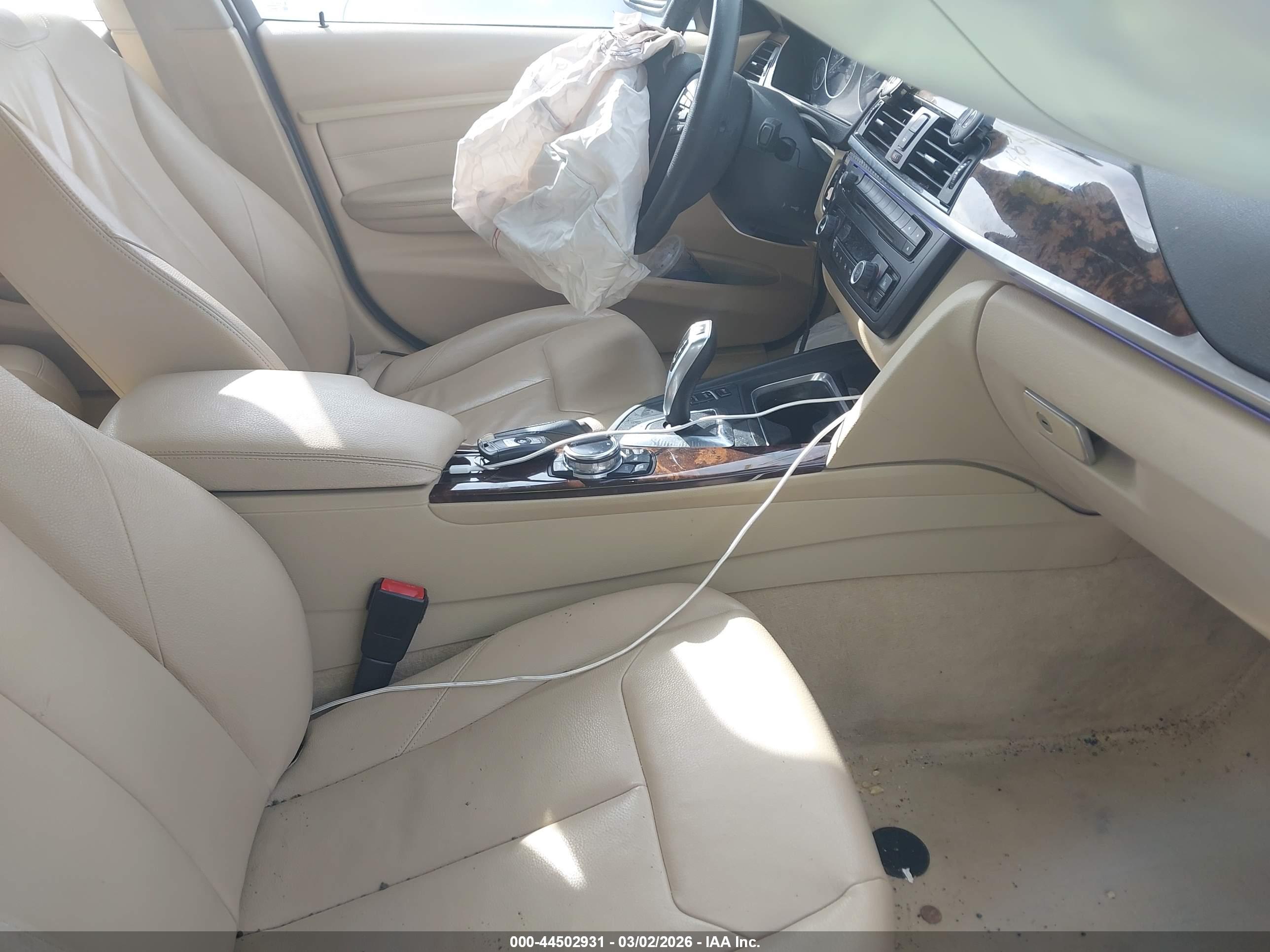 BMW 328I image 5