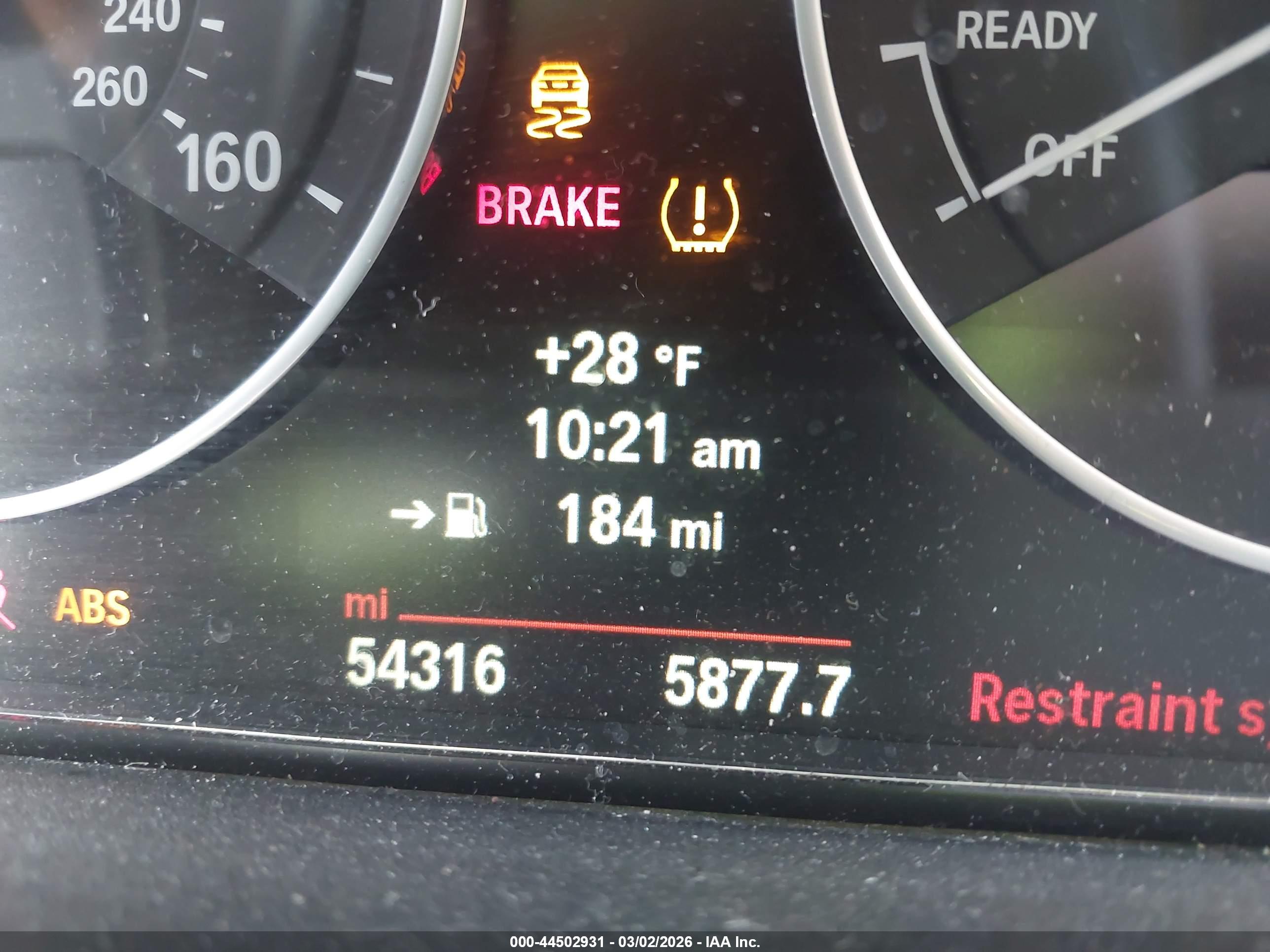 BMW 328I image 7