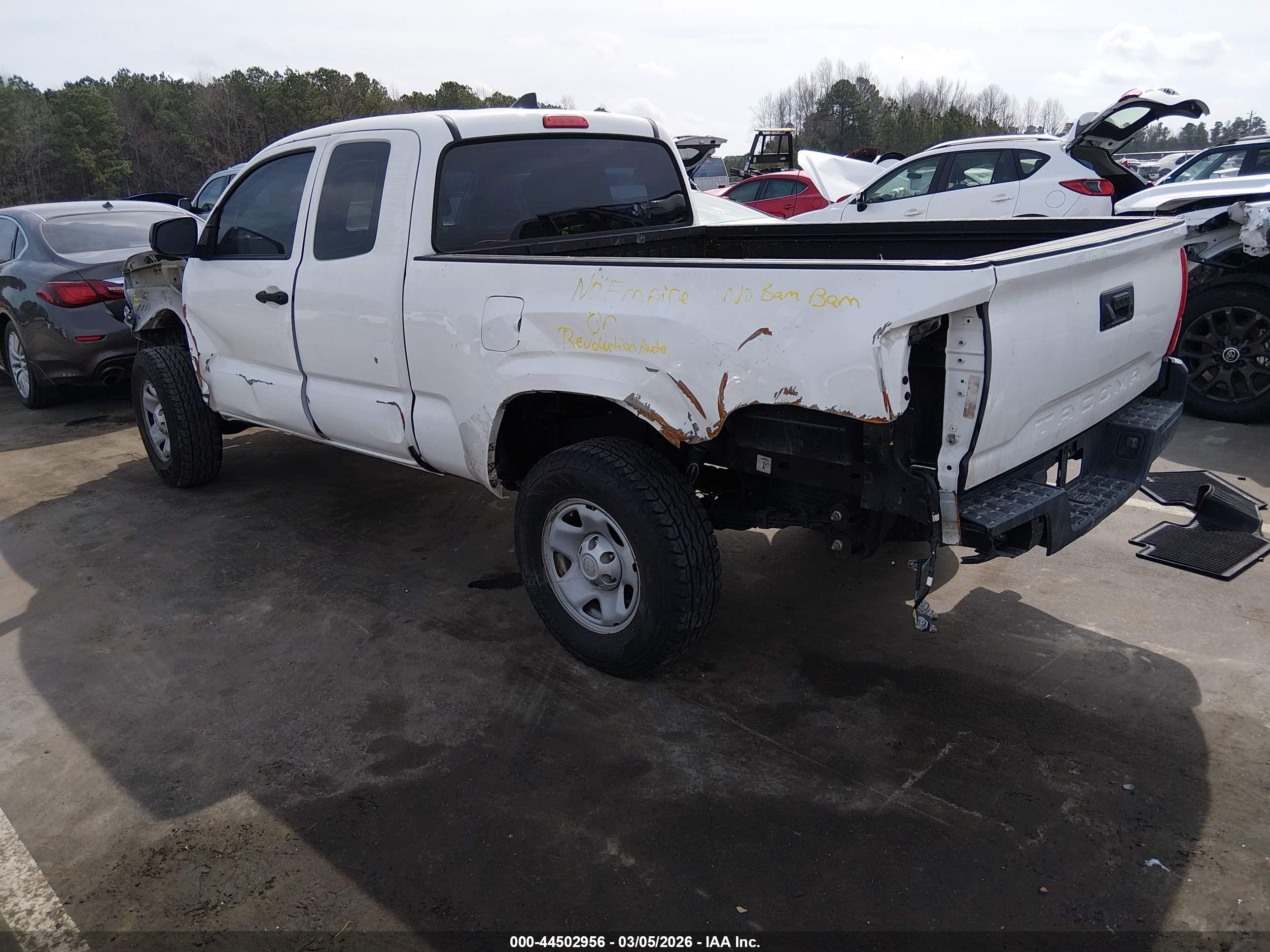 TOYOTA TACOMA image 3