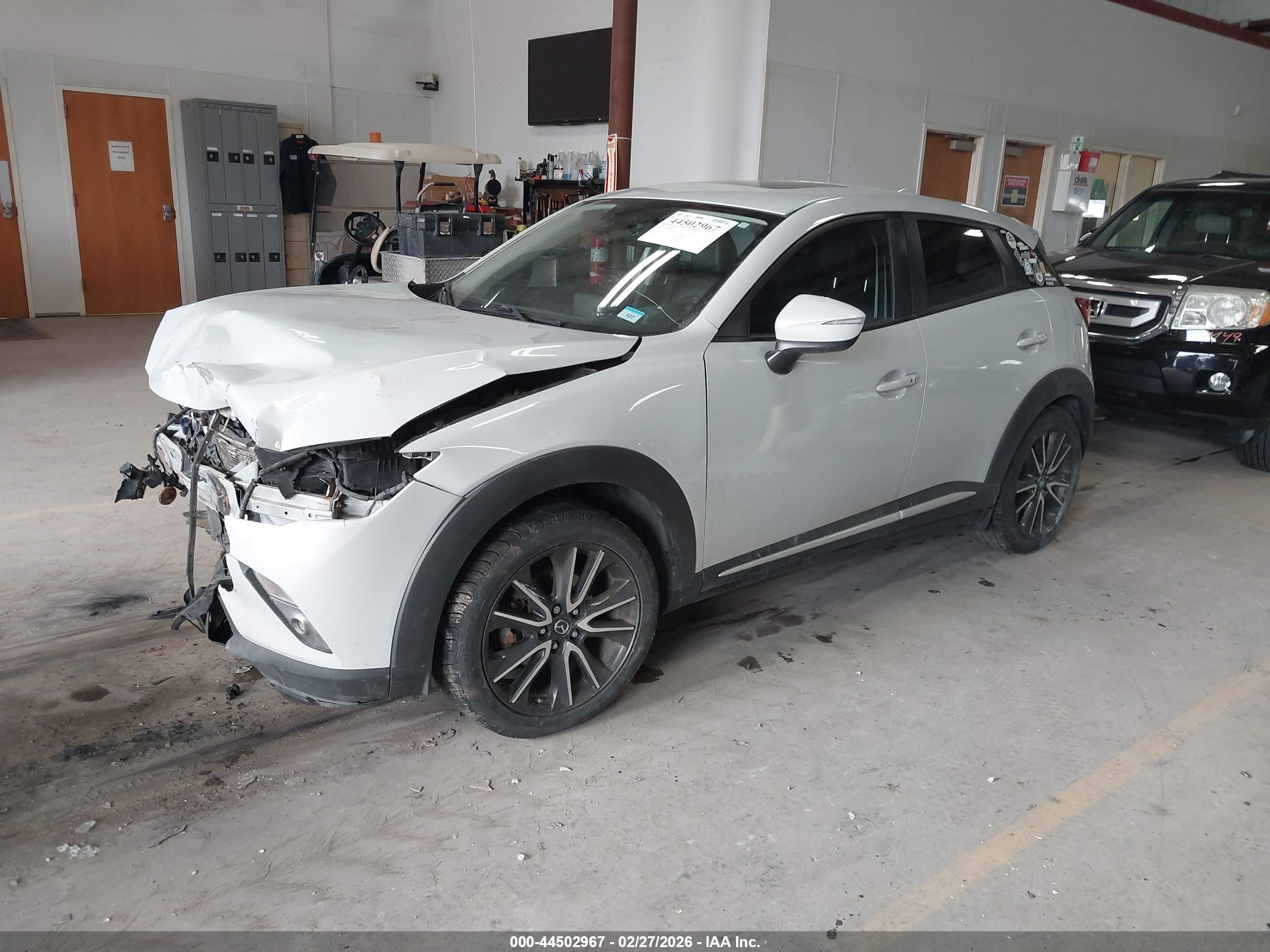 MAZDA CX-3 image 2