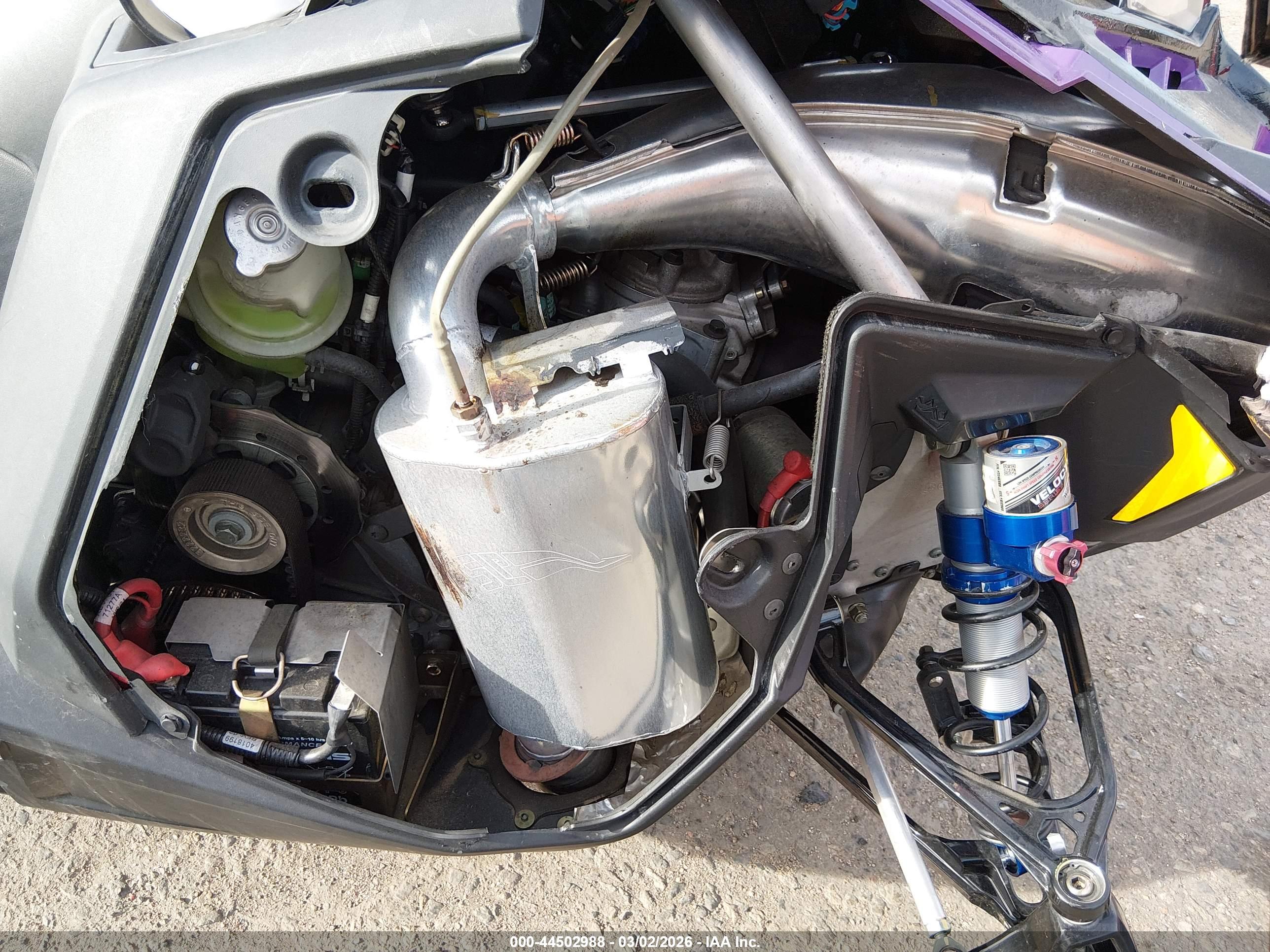POLARIS 850 image 10