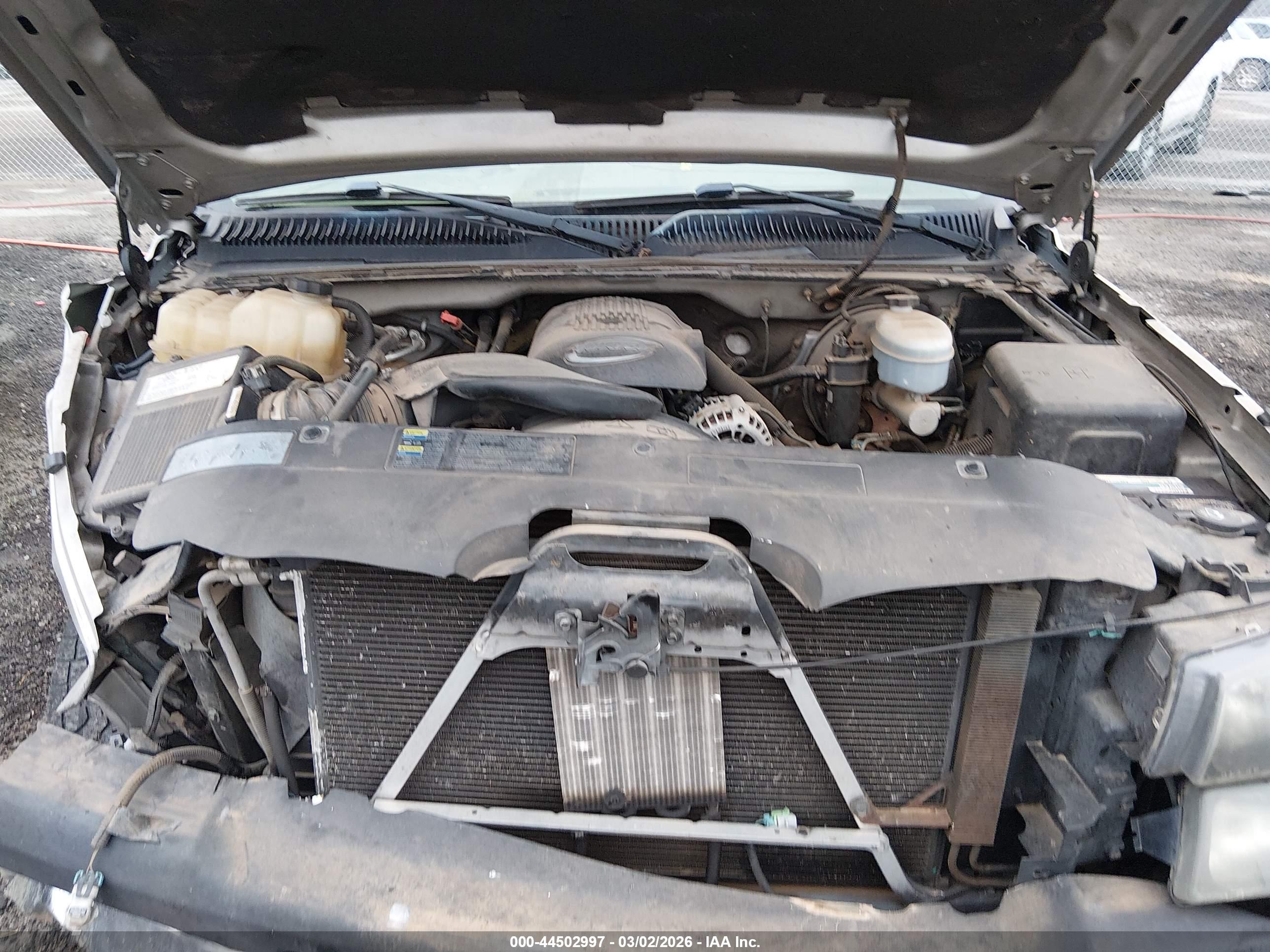 CHEVROLET SILVERADO image 10