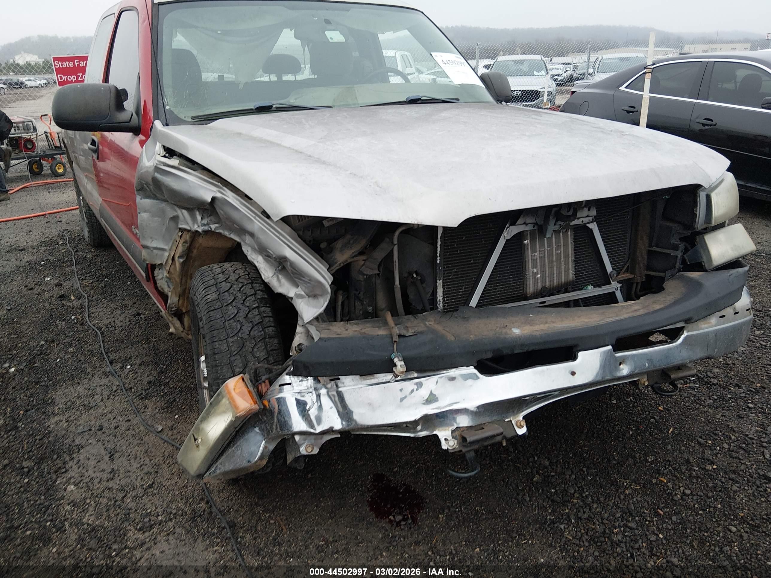 CHEVROLET SILVERADO image 6