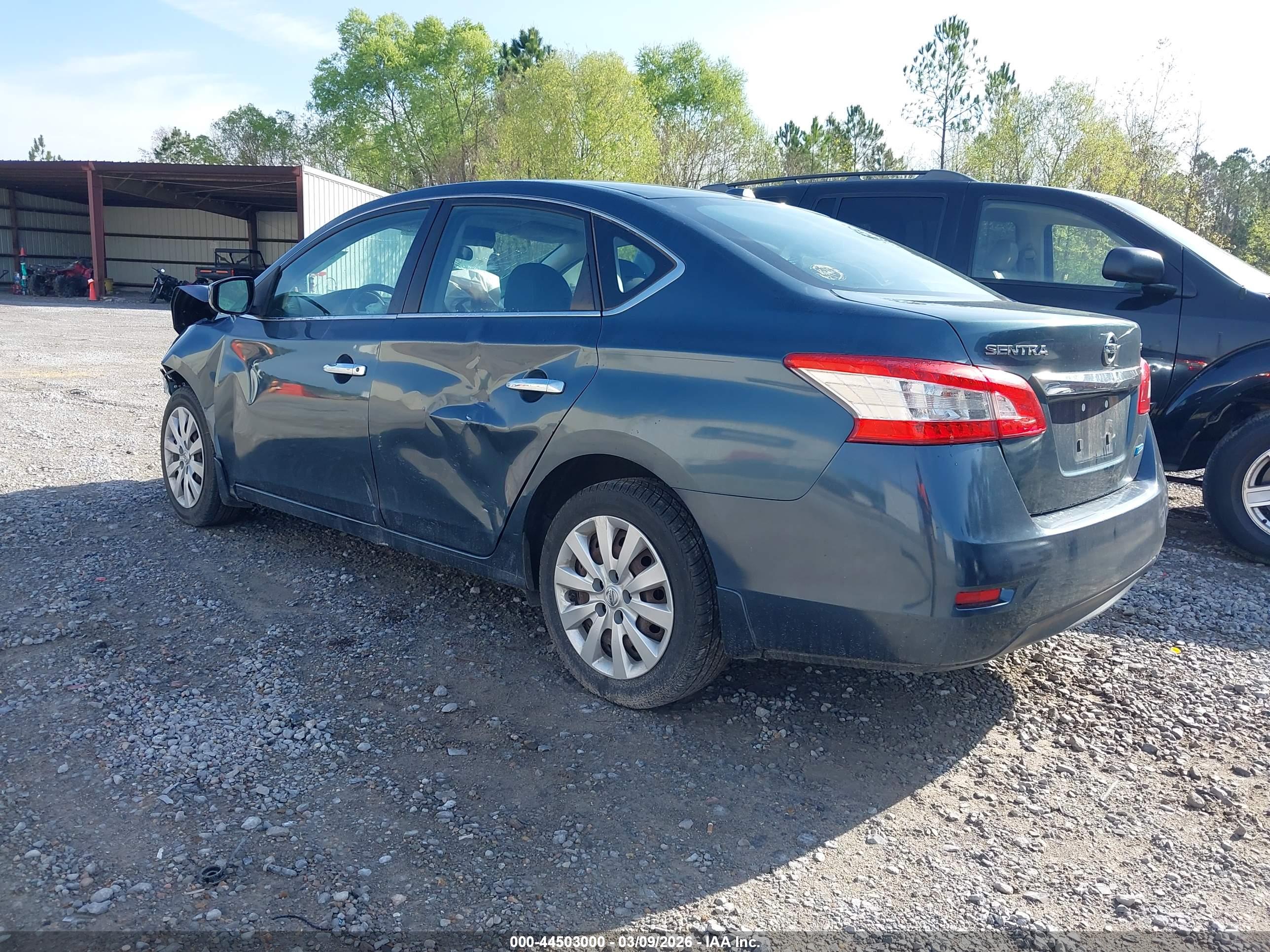 NISSAN SENTRA image 3