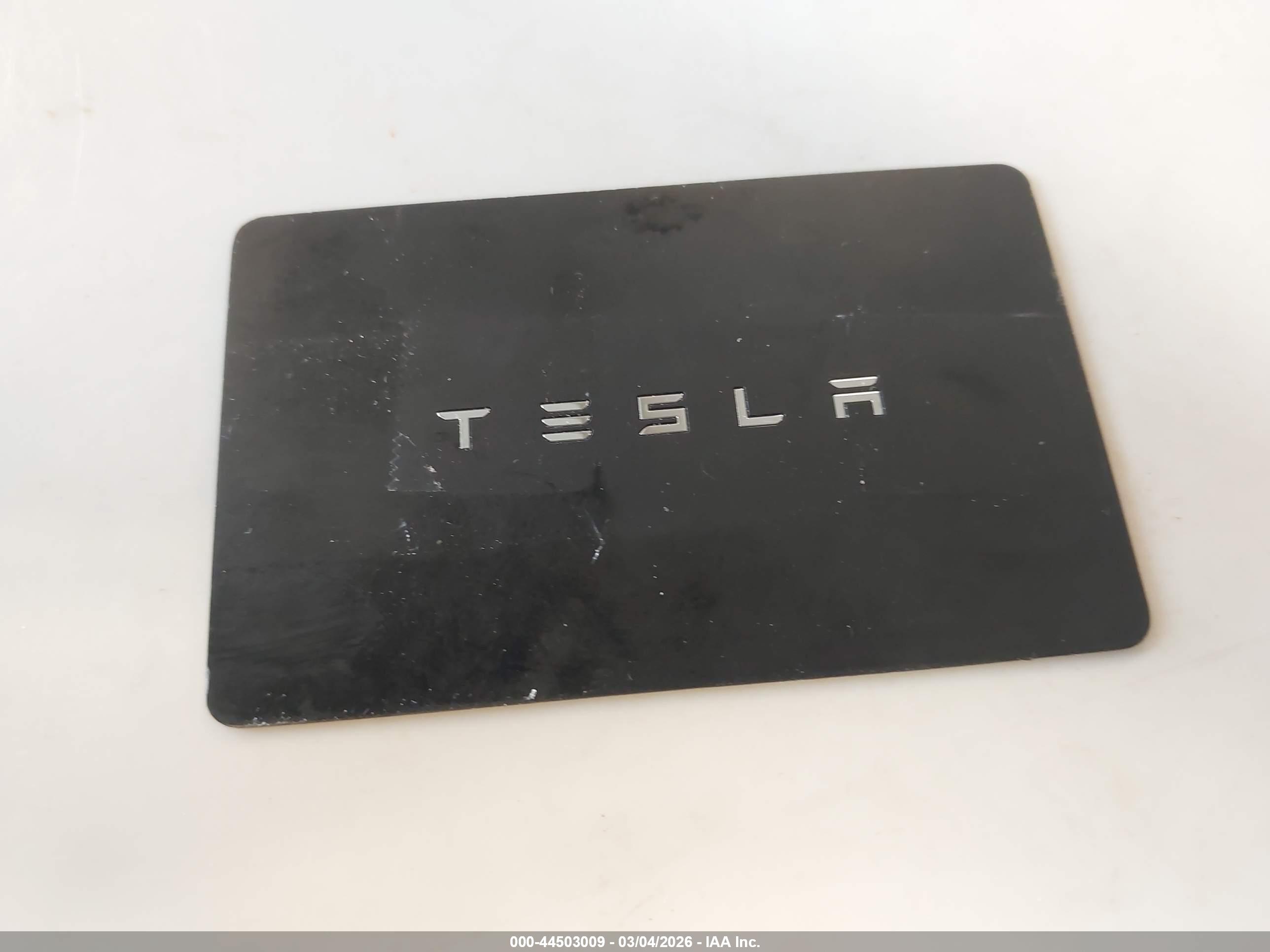 TESLA MODEL image 11