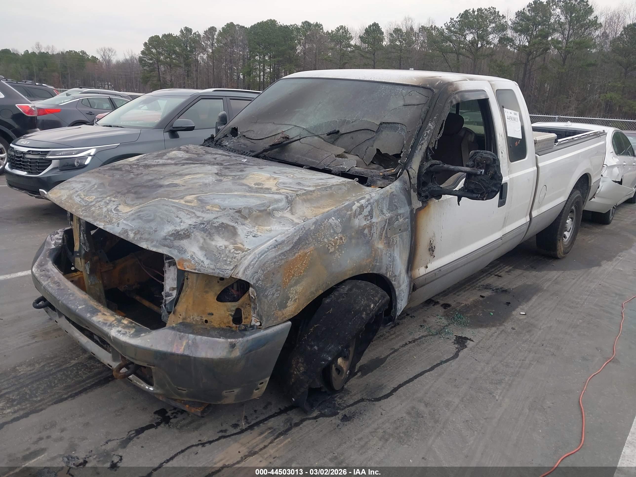 FORD F-250 image 2