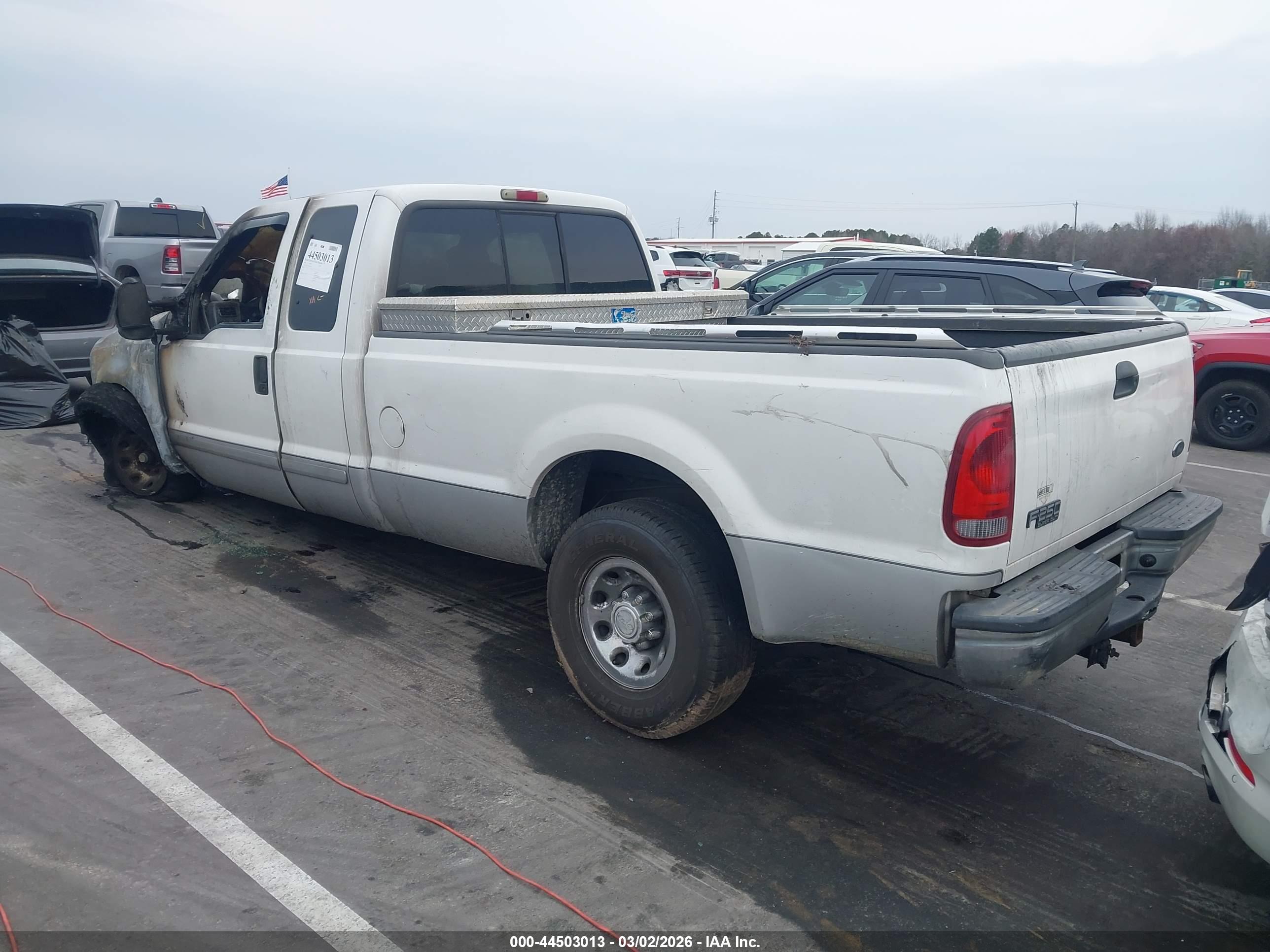 FORD F-250 image 3