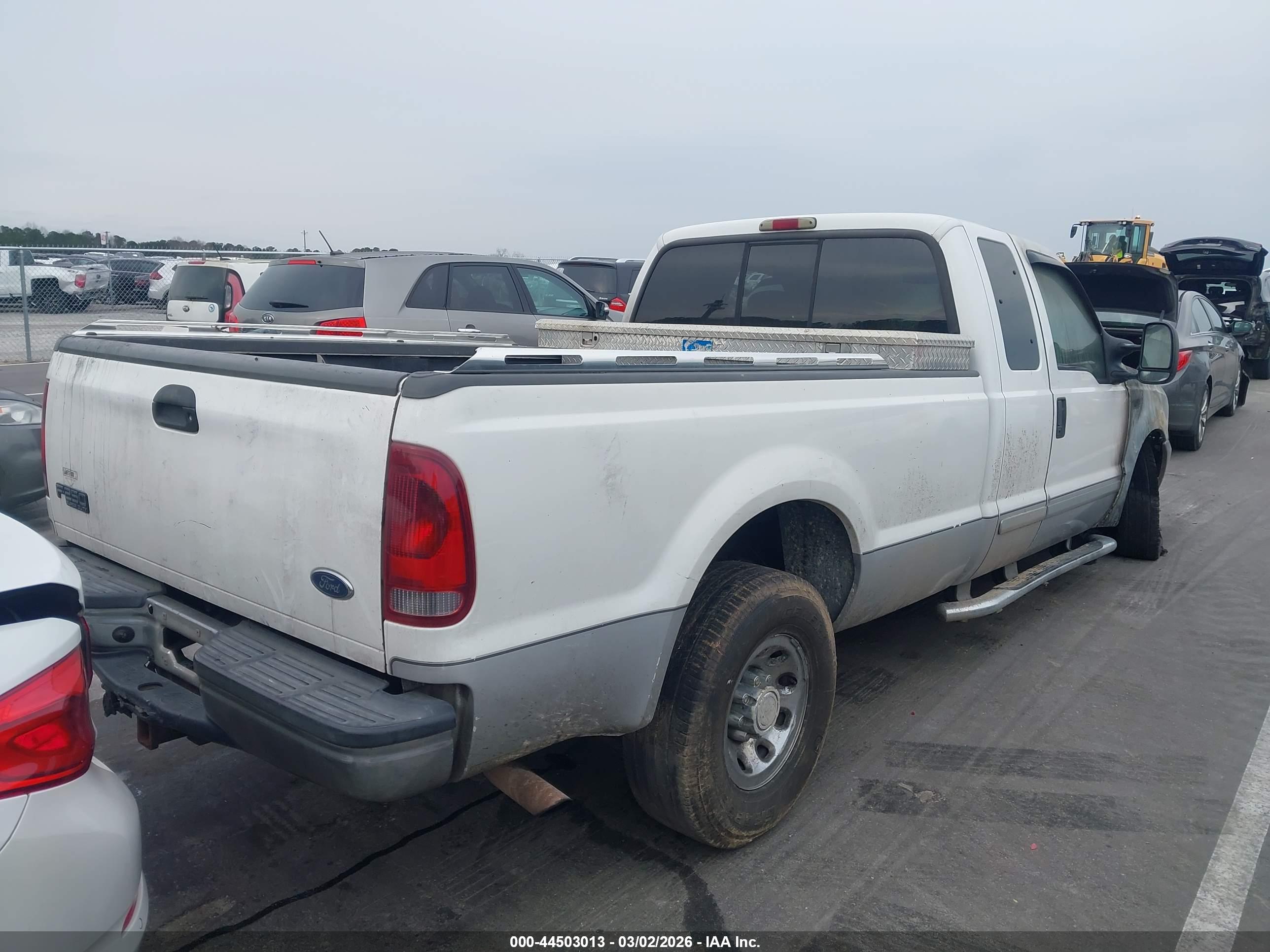 FORD F-250 image 4