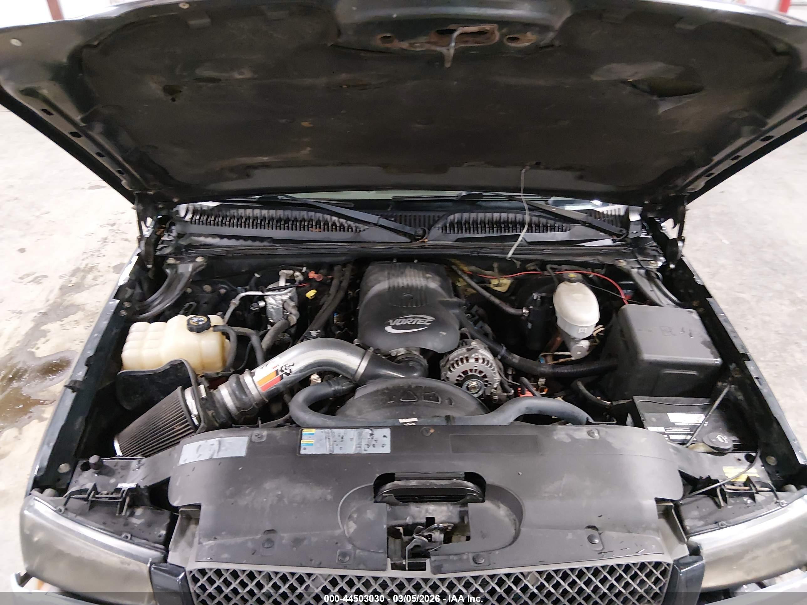 CHEVROLET SILVERADO image 10