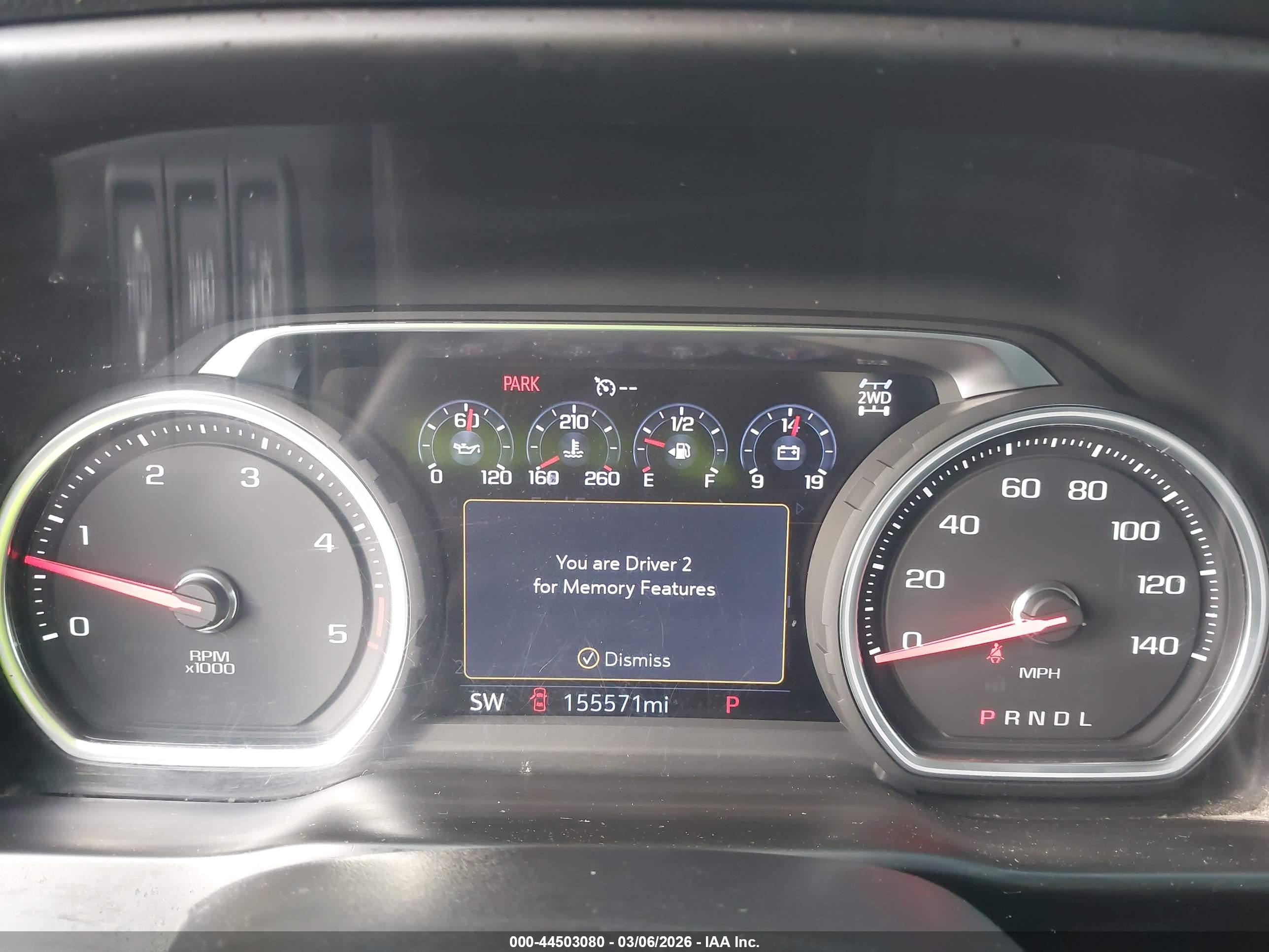 CHEVROLET SILVERADO image 6