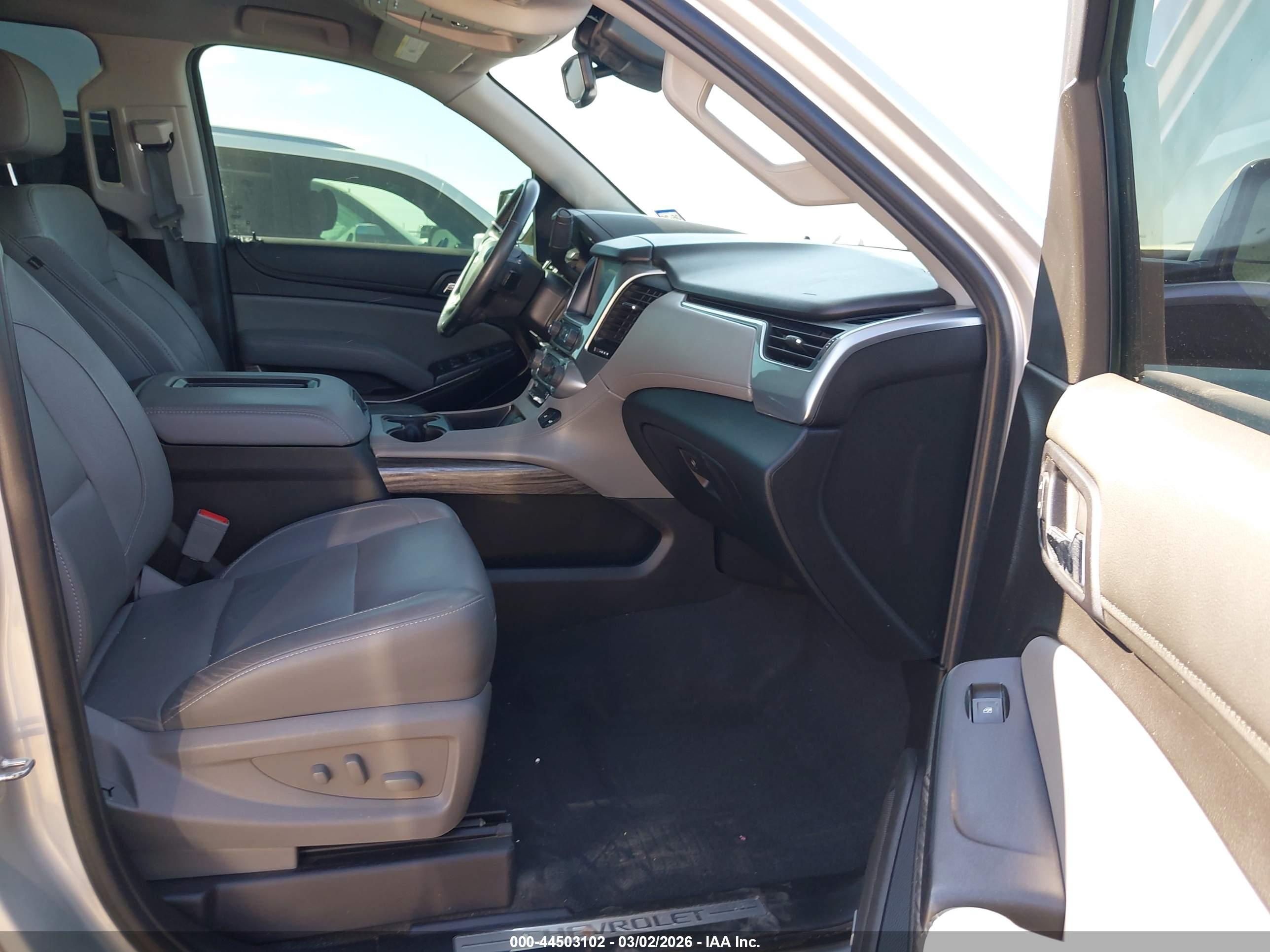 CHEVROLET TAHOE image 5