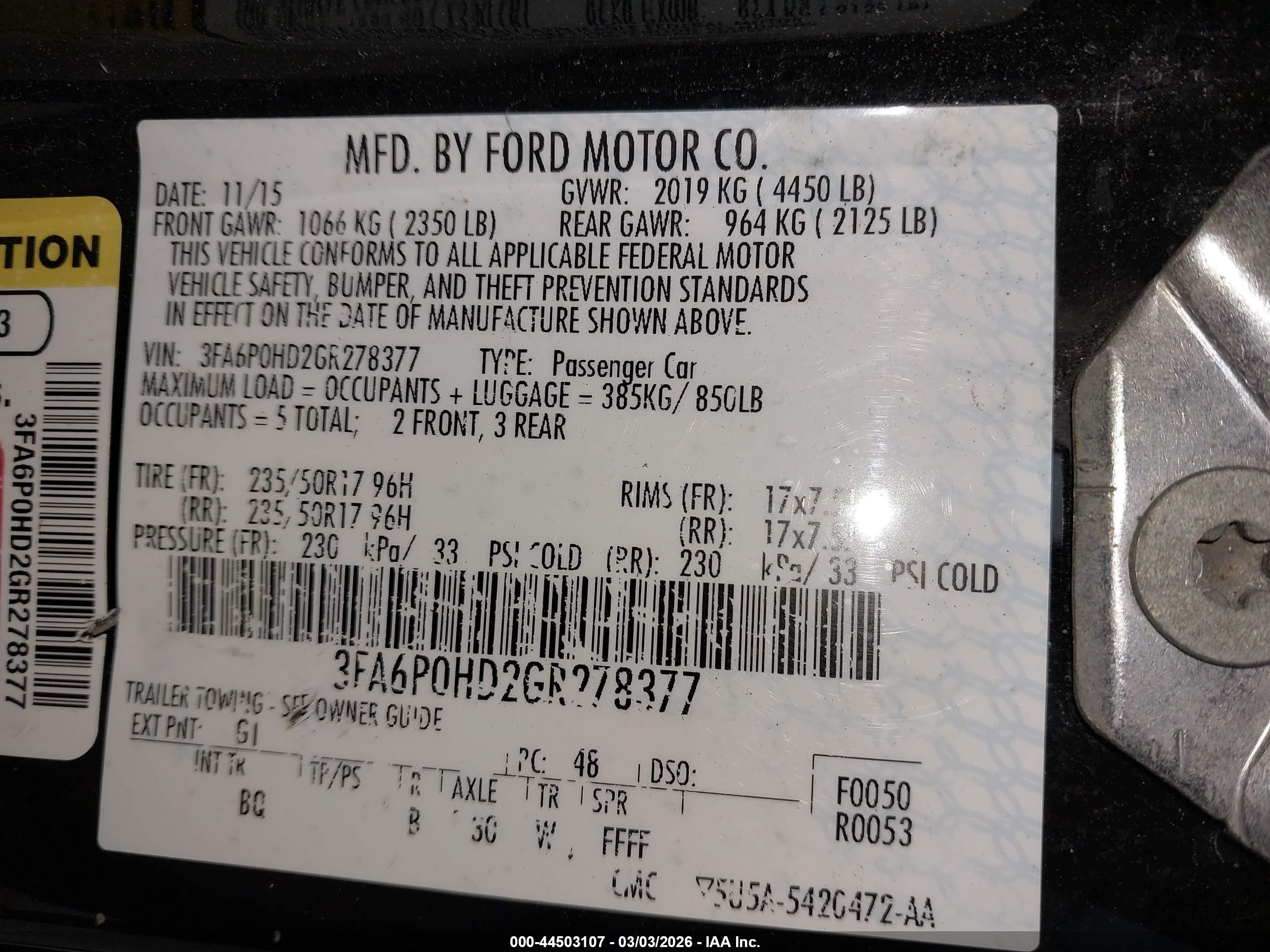 FORD FUSION image 9