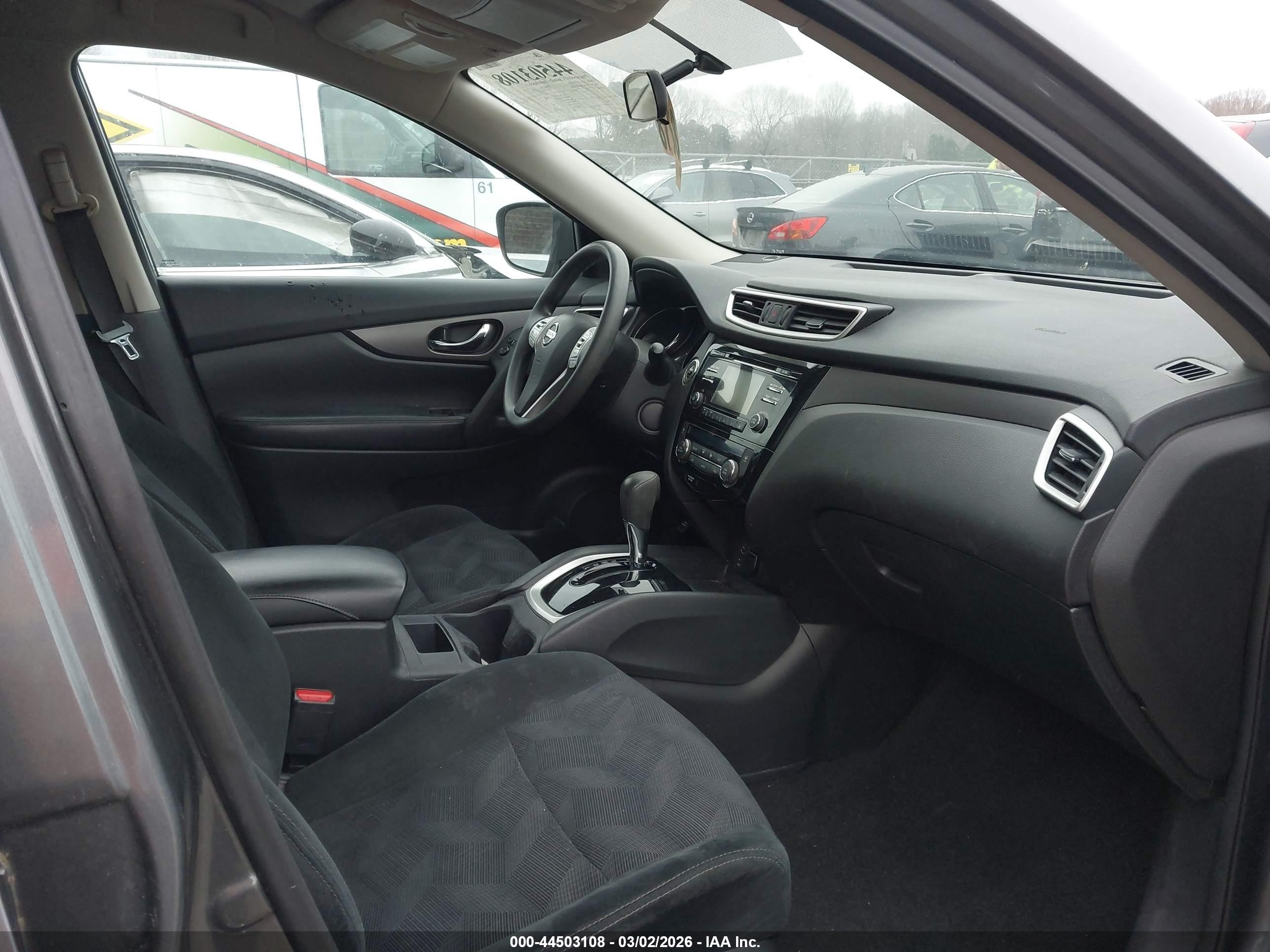 NISSAN ROGUE image 5