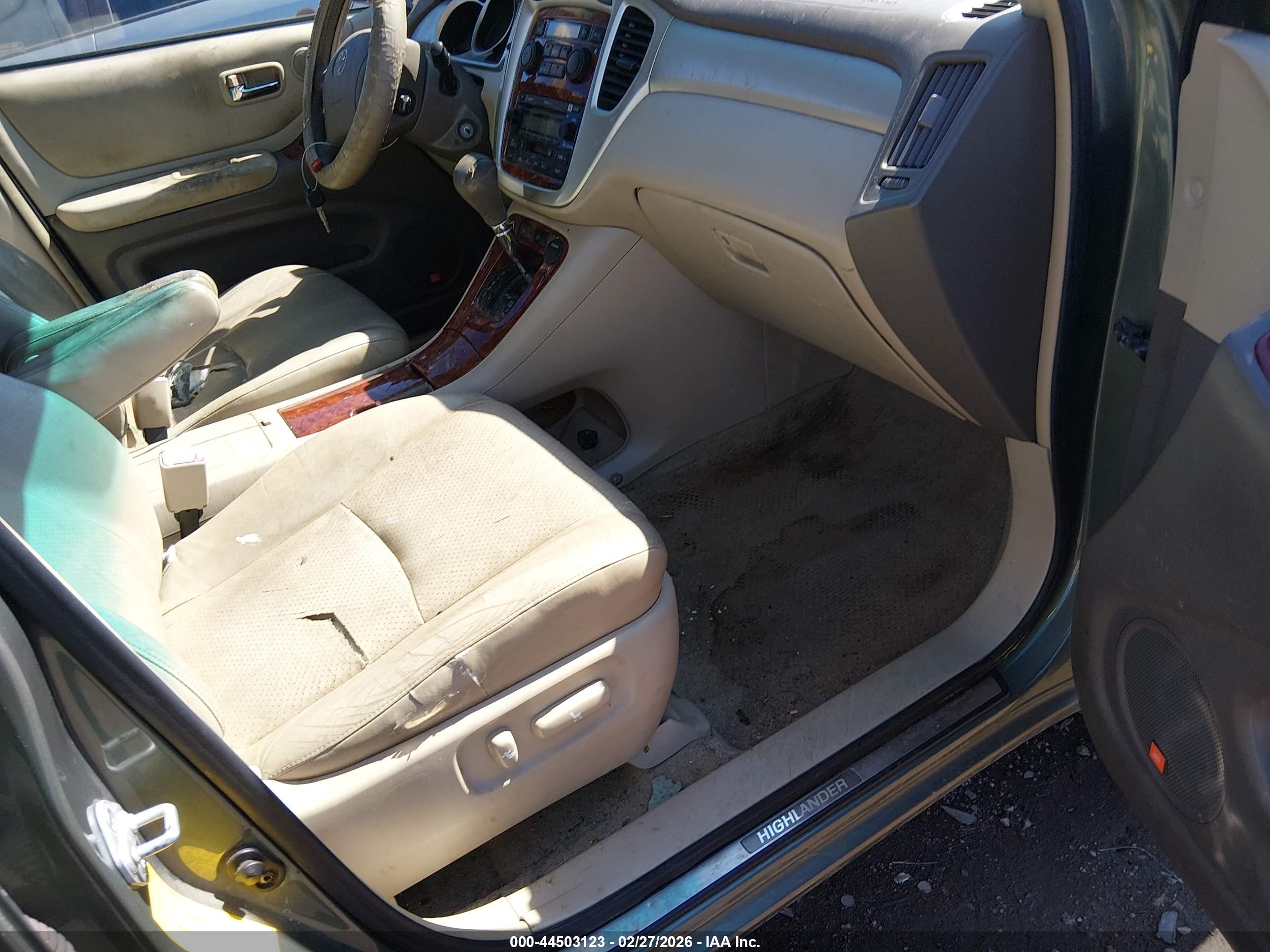 TOYOTA HIGHLANDER image 5