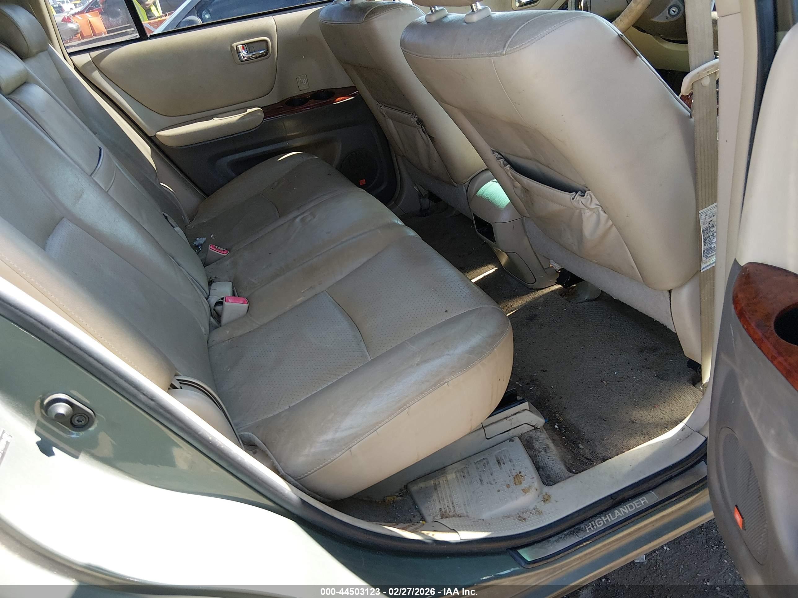 TOYOTA HIGHLANDER image 8