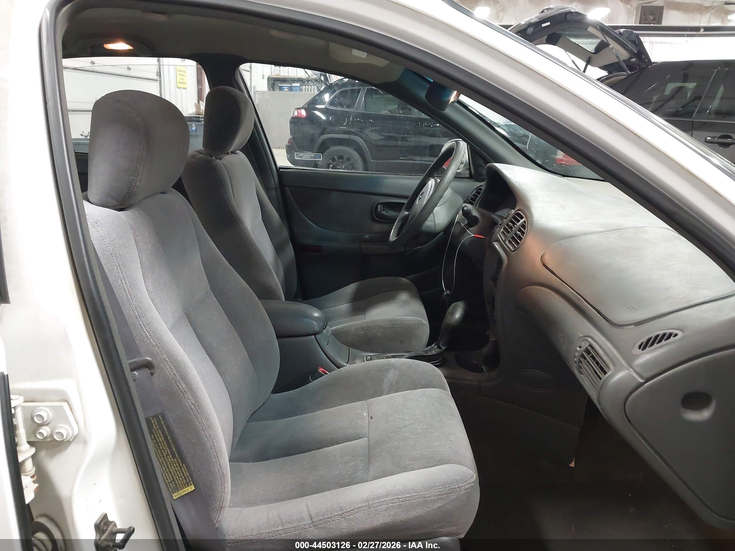 OLDSMOBILE INTRIGUE image 5