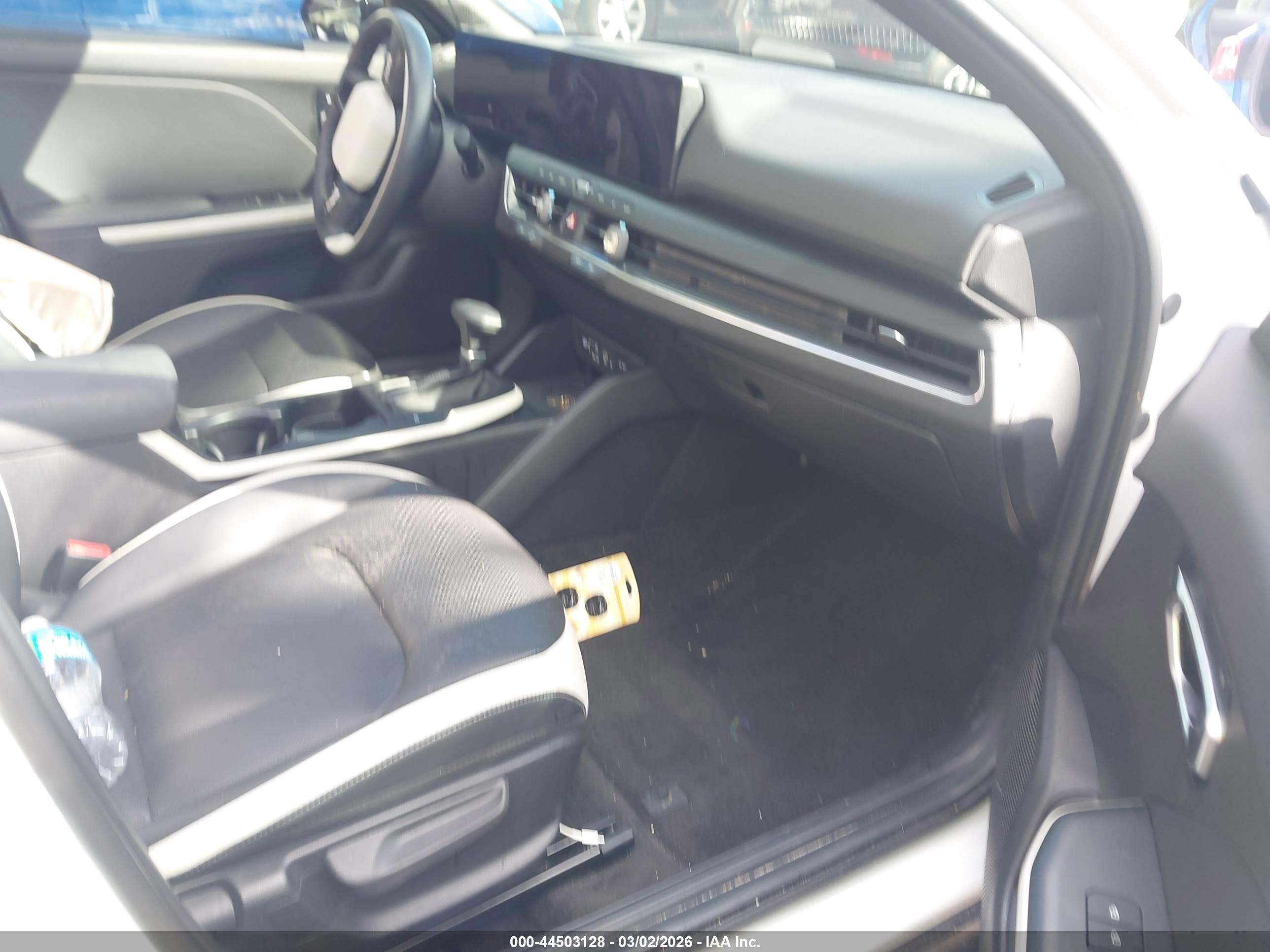 KIA K4 image 5