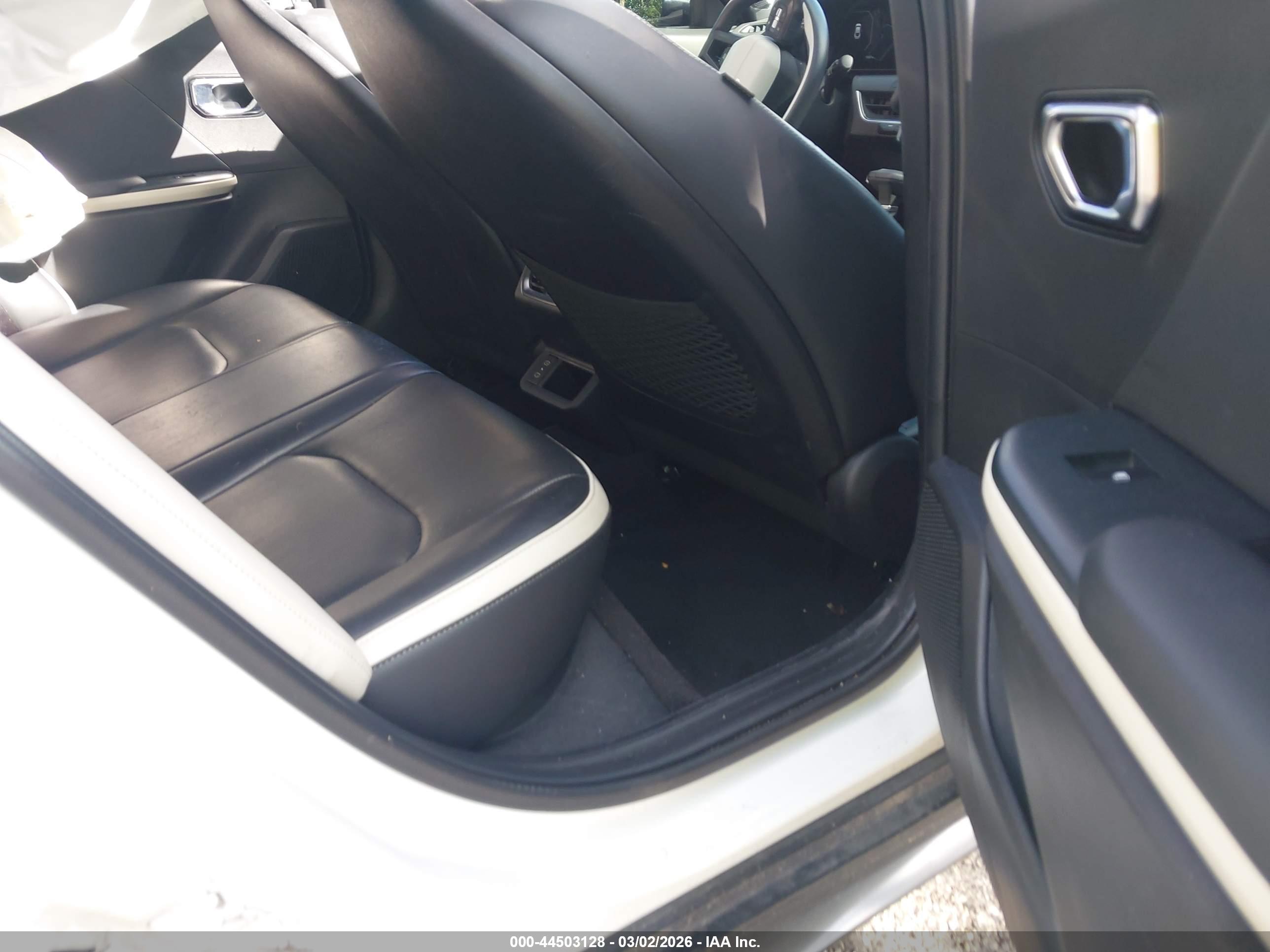 KIA K4 image 8