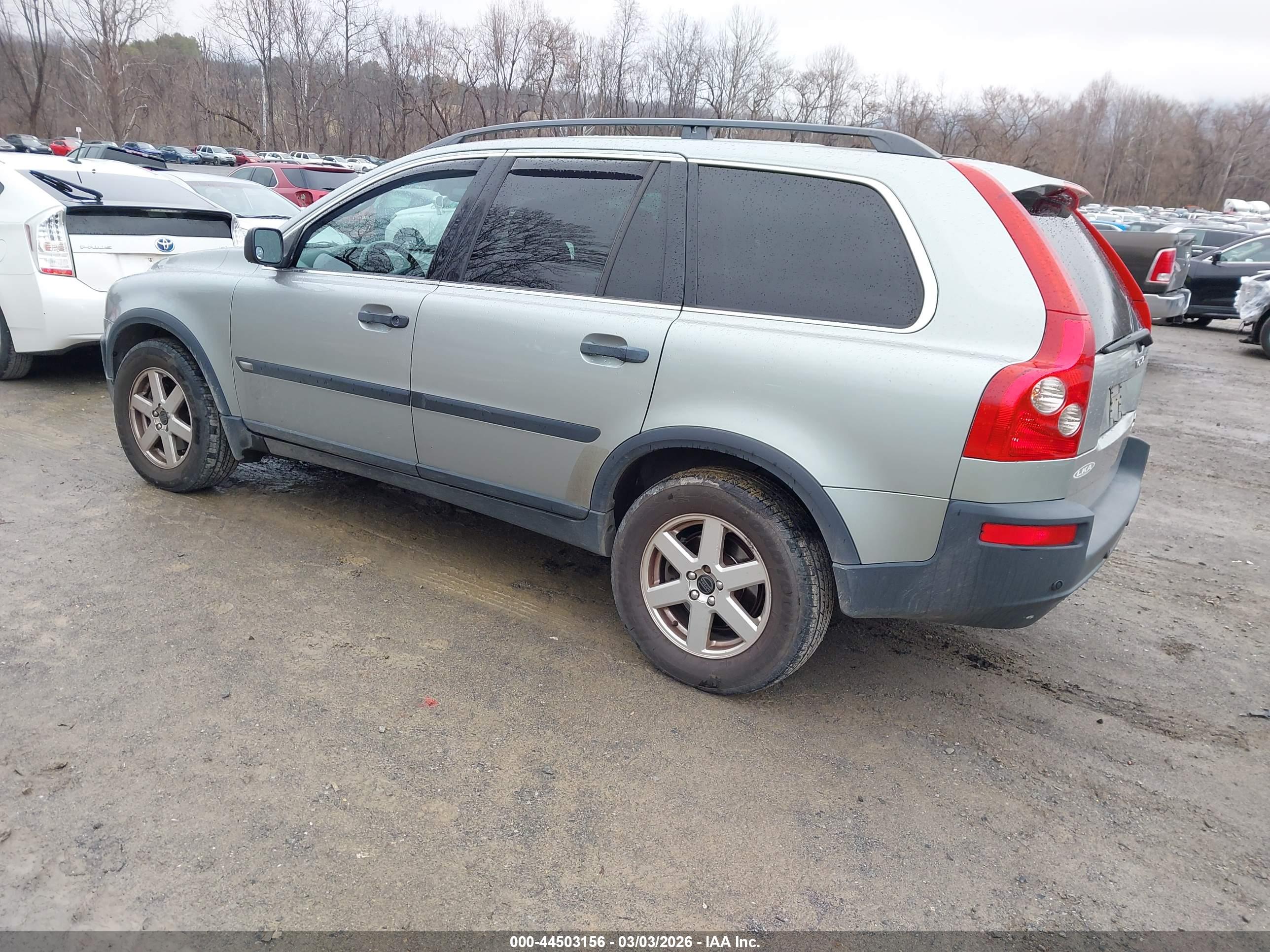 VOLVO XC90 image 3
