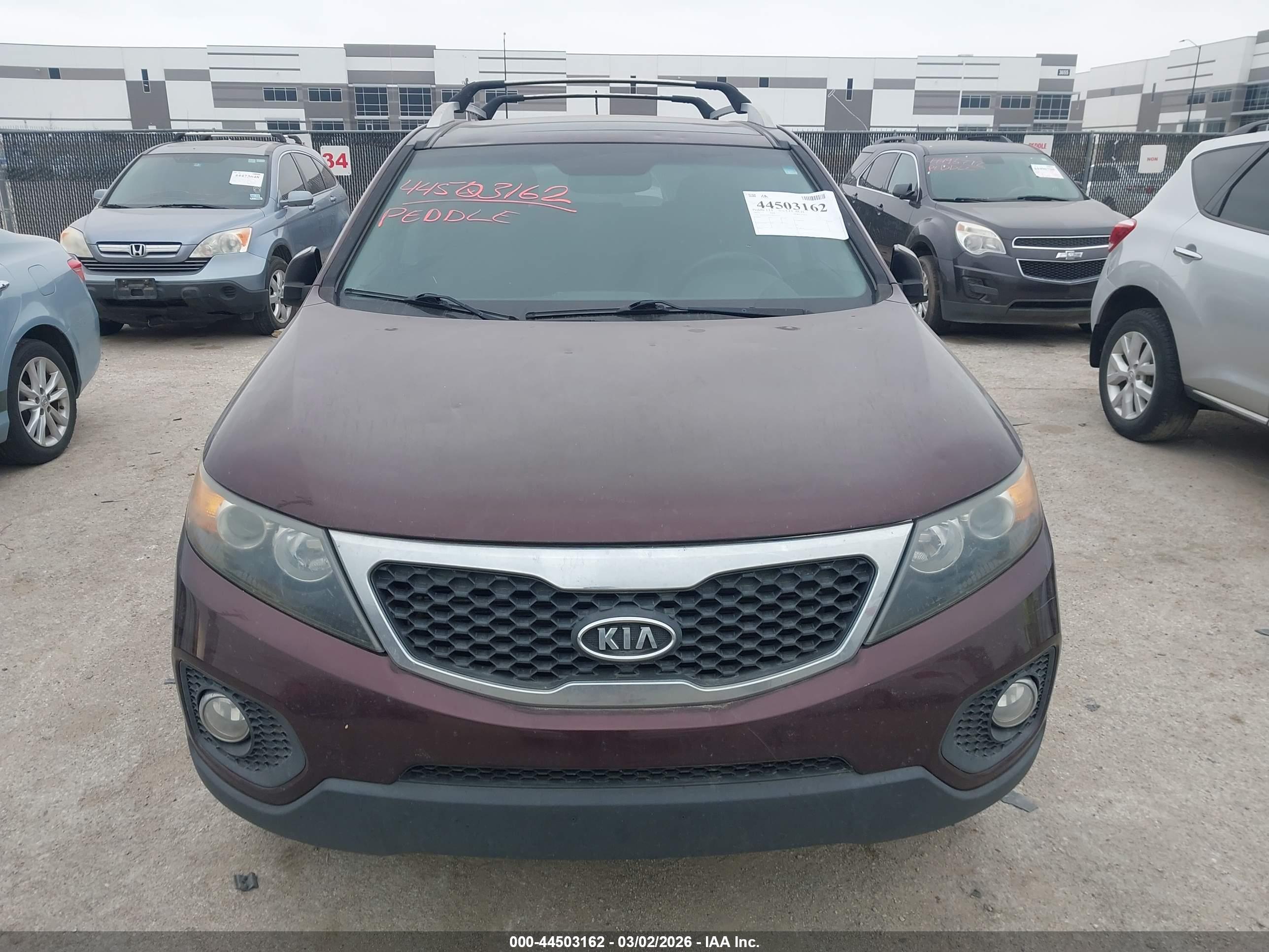 KIA SORENTO image 6