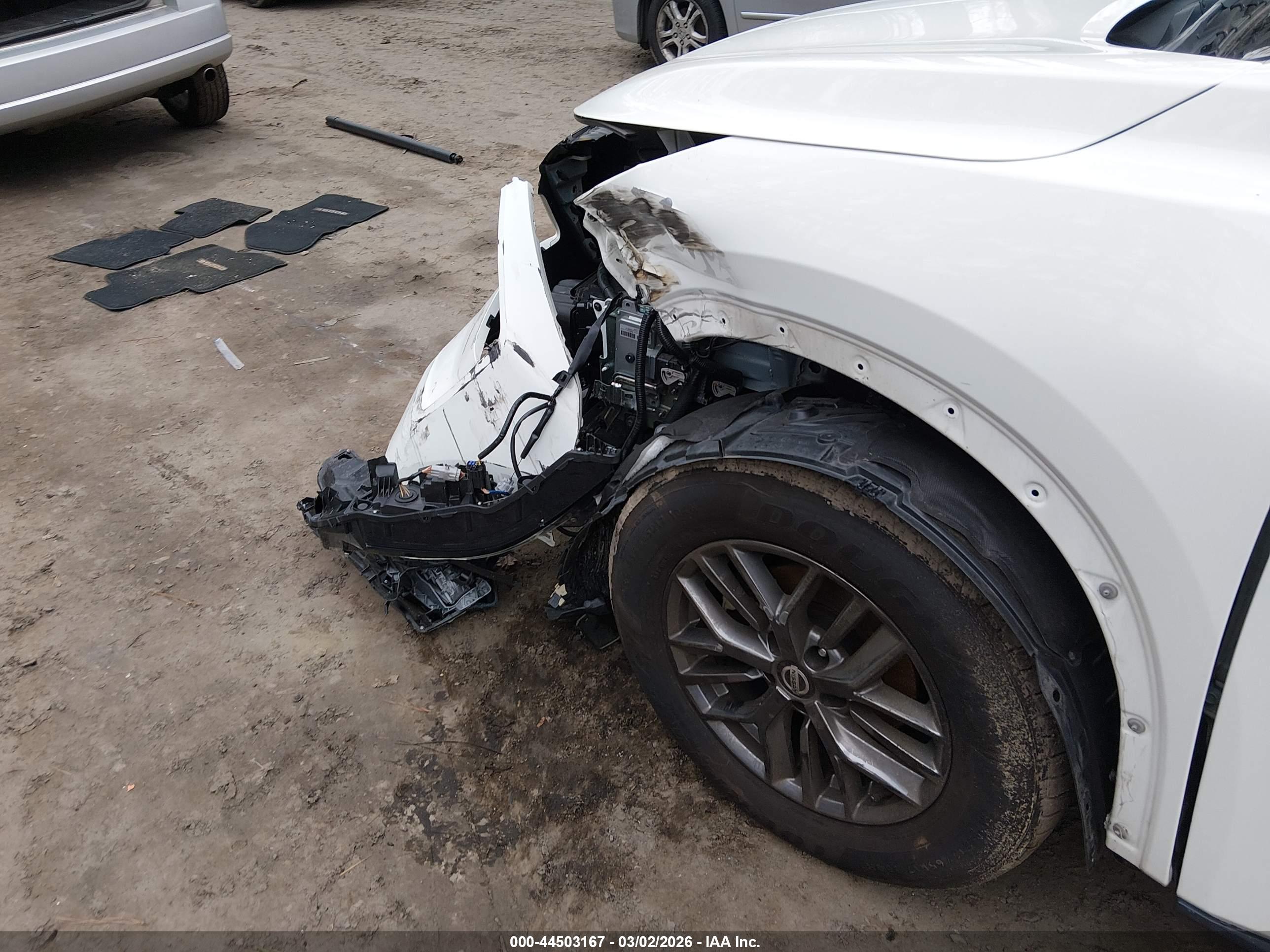 NISSAN ROGUE image 6