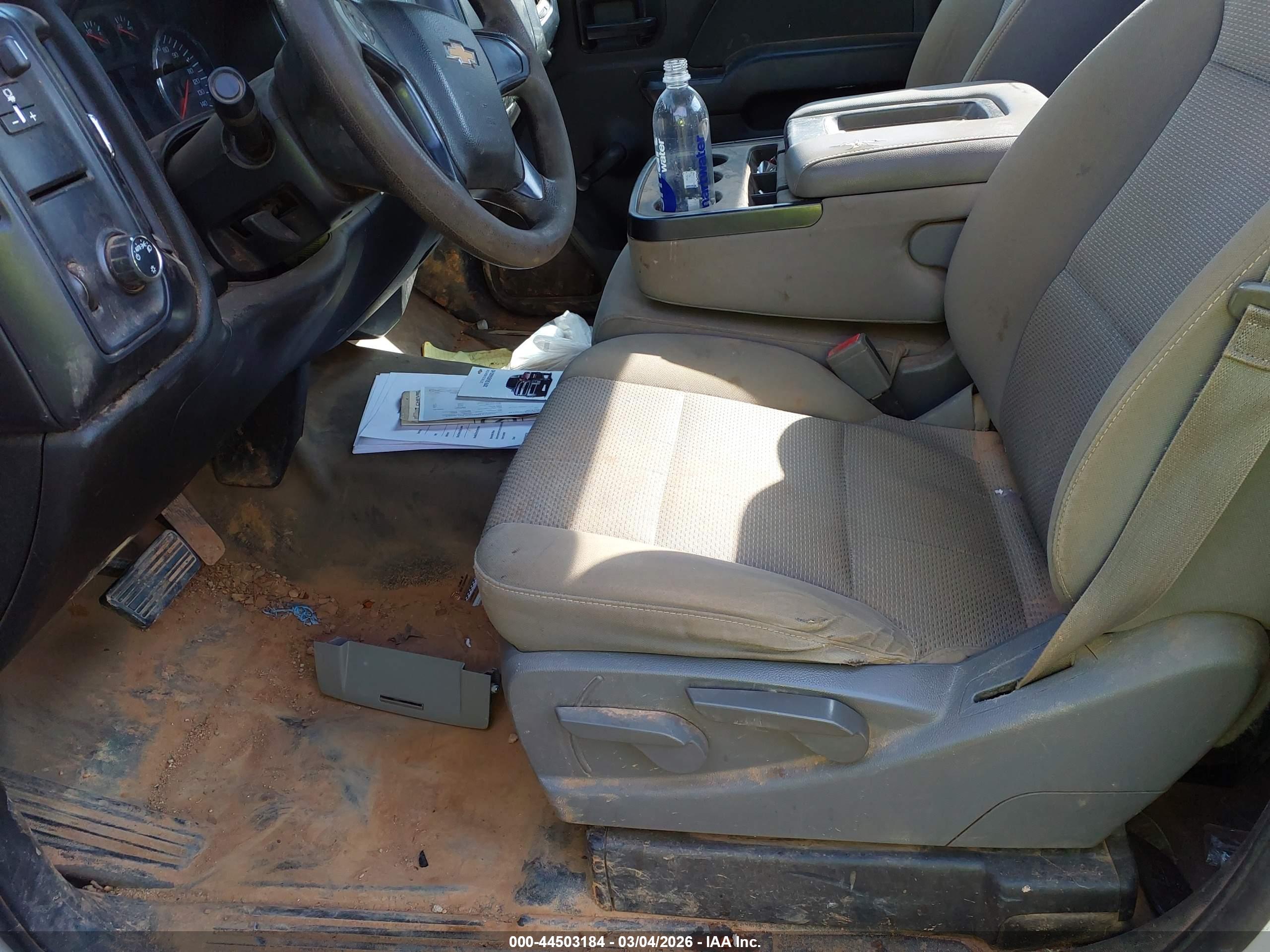 CHEVROLET SILVERADO image 8