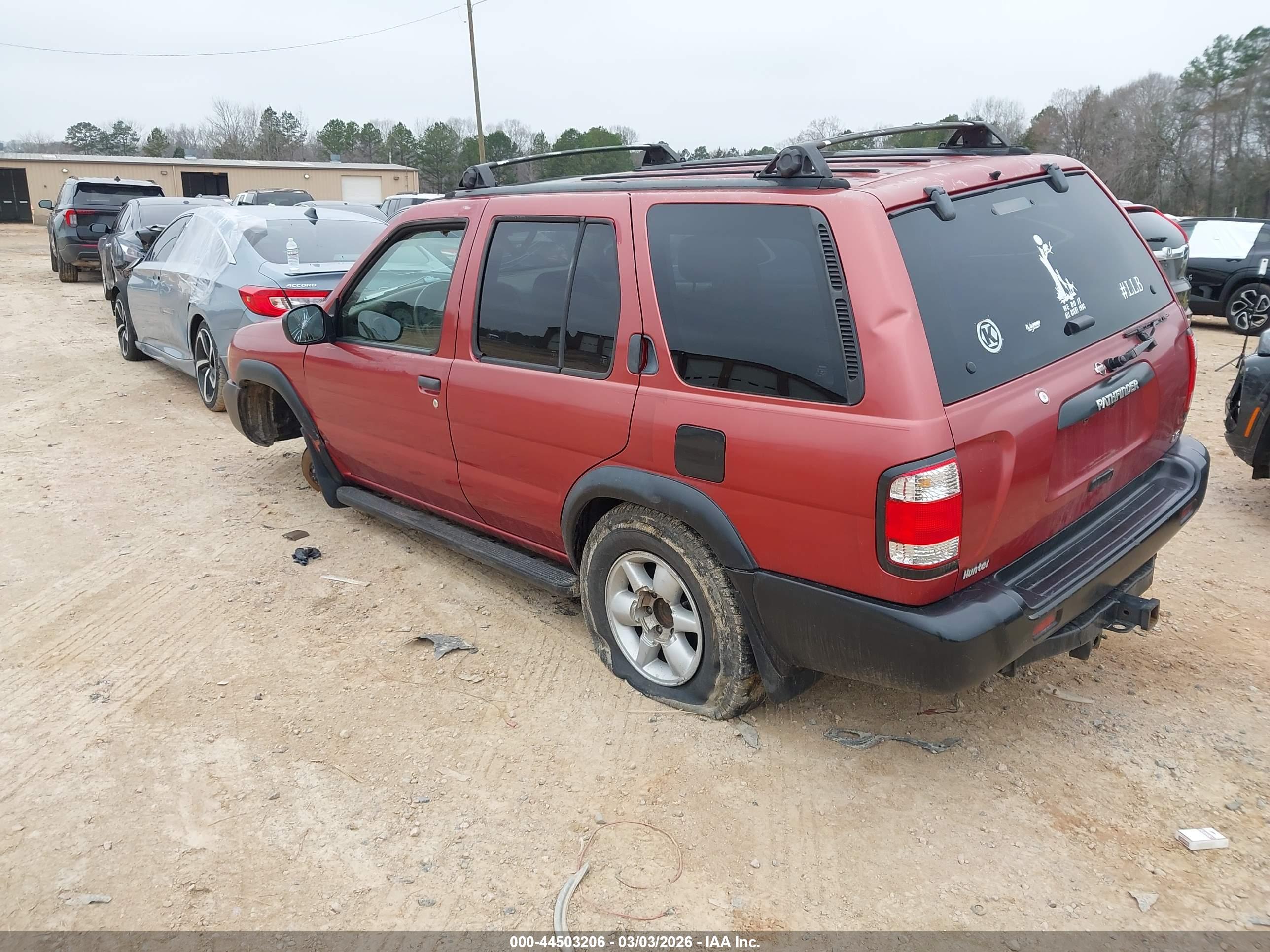 NISSAN PATHFINDER image 3