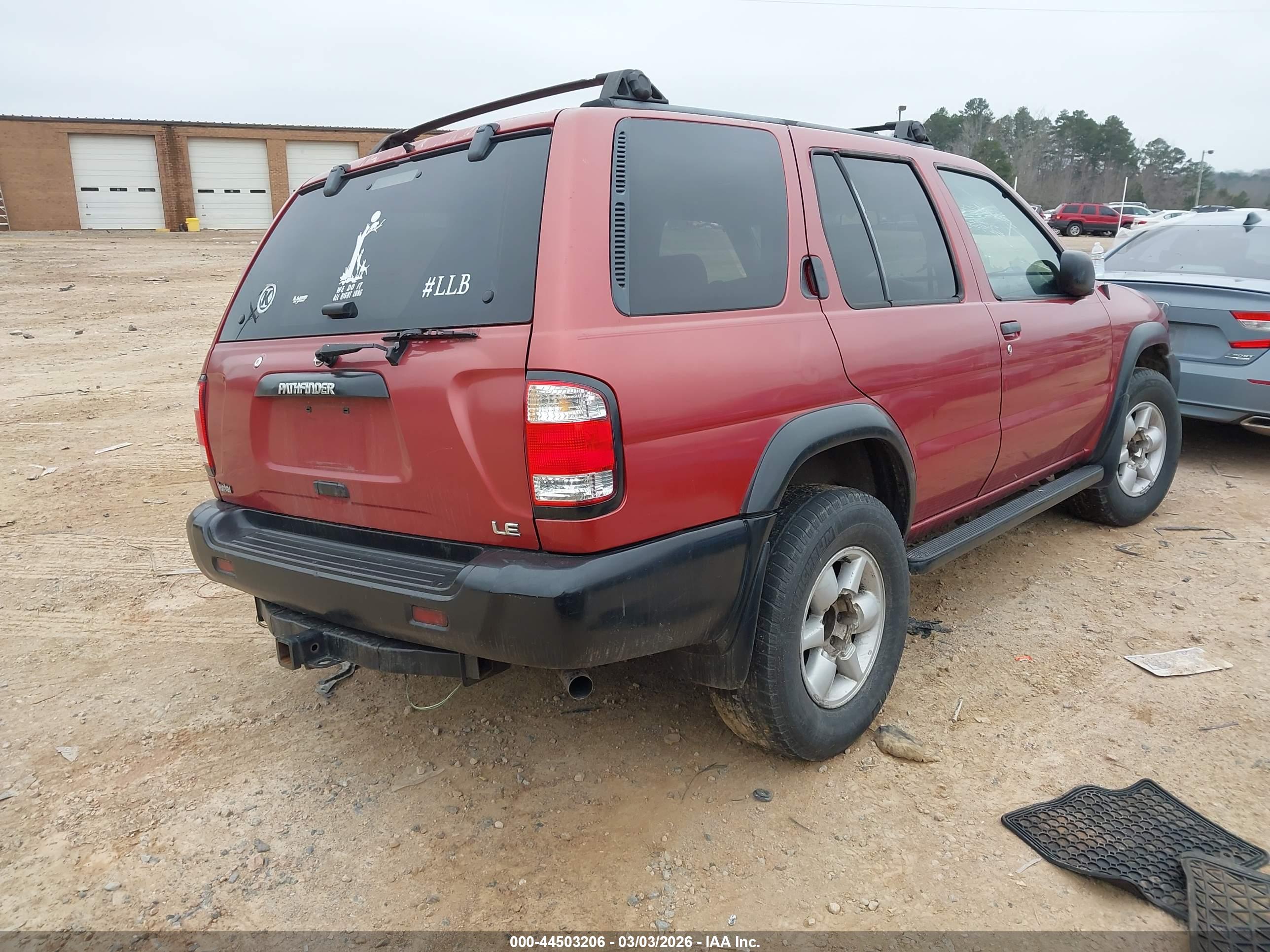 NISSAN PATHFINDER image 4
